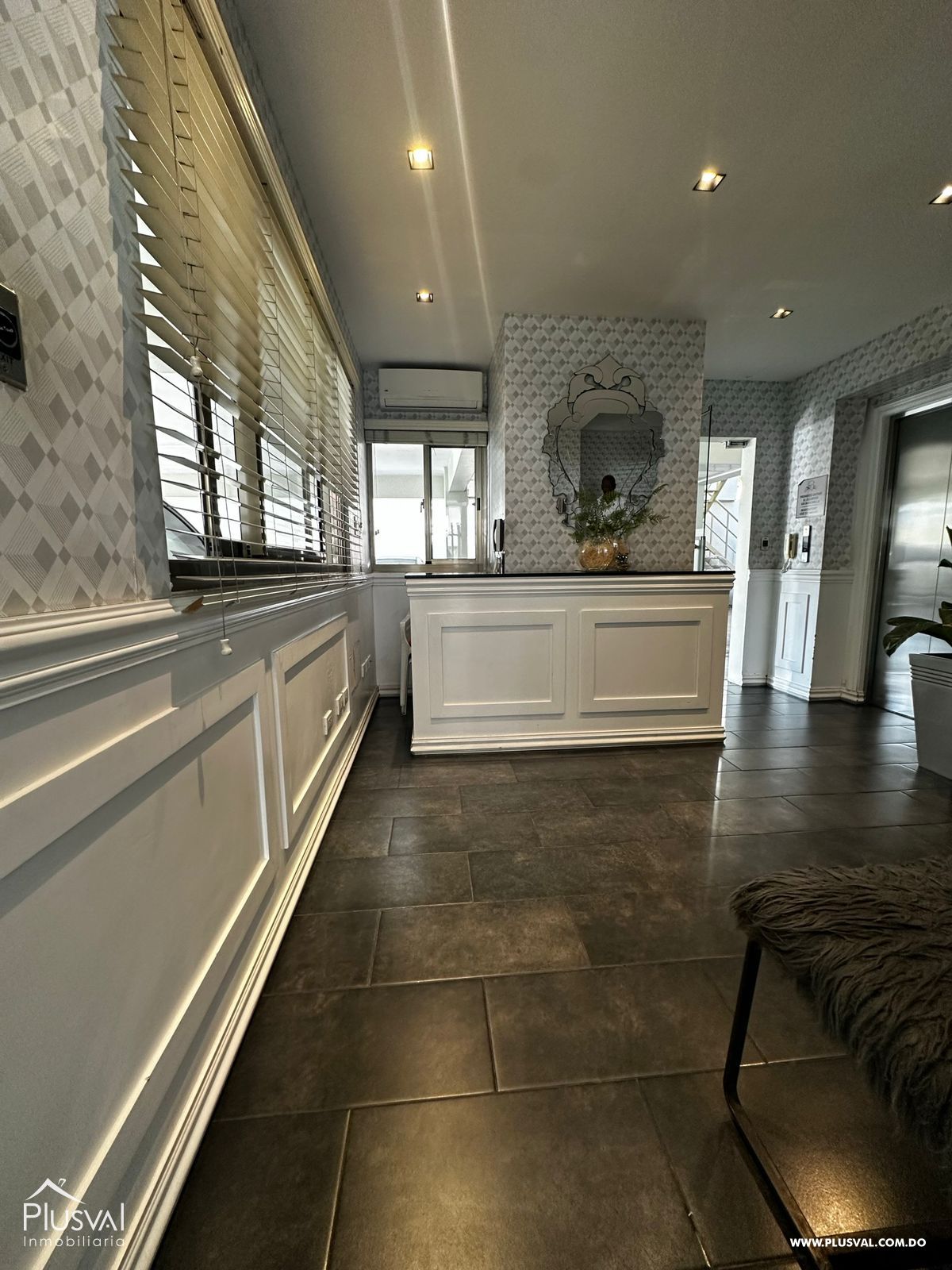 Residencia de lujo en Evaristo Morales. Amplio, privado y estratégicamente ubicado. 319254