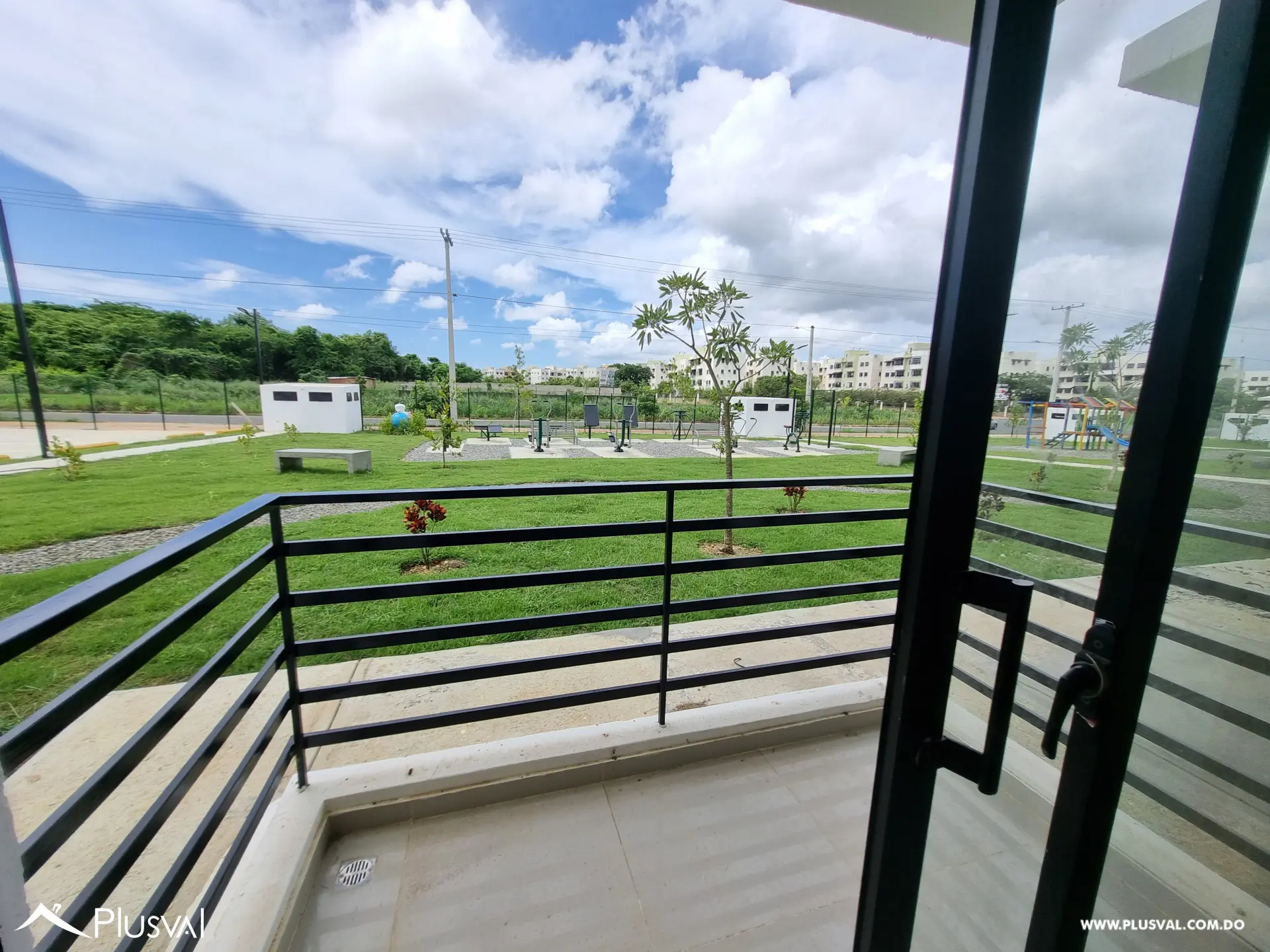 Apartamento en venta en primer nivel Ciudad Juan Bosch 532914