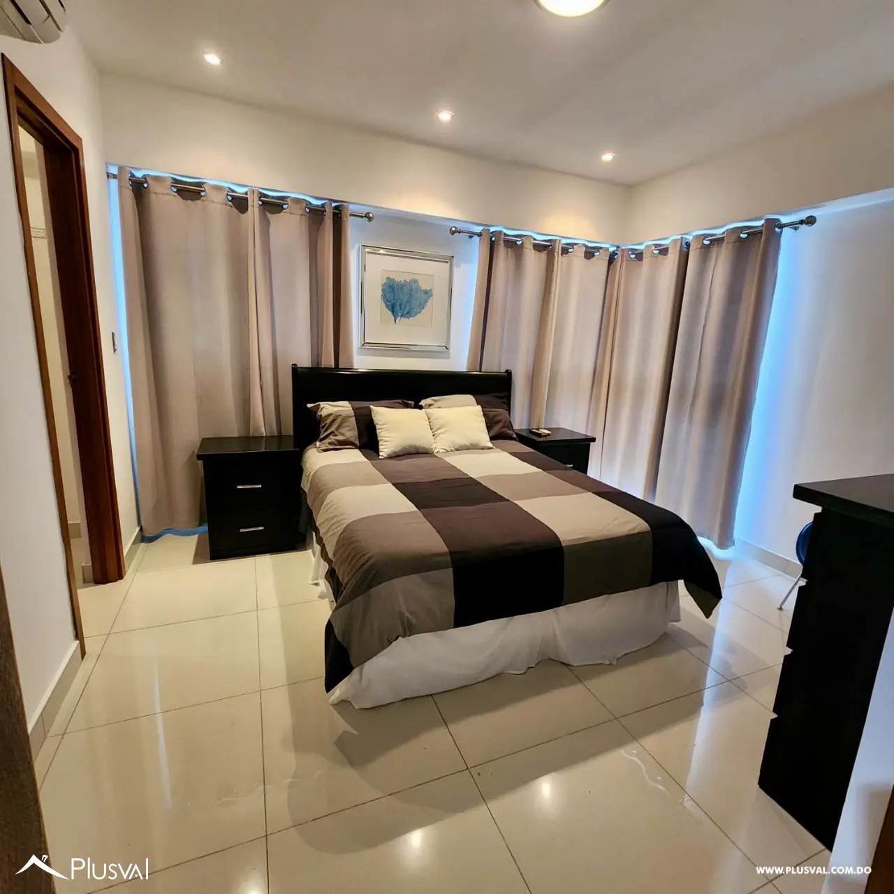 Apartamento en Alquiler Amueblado En Gazcue 467235