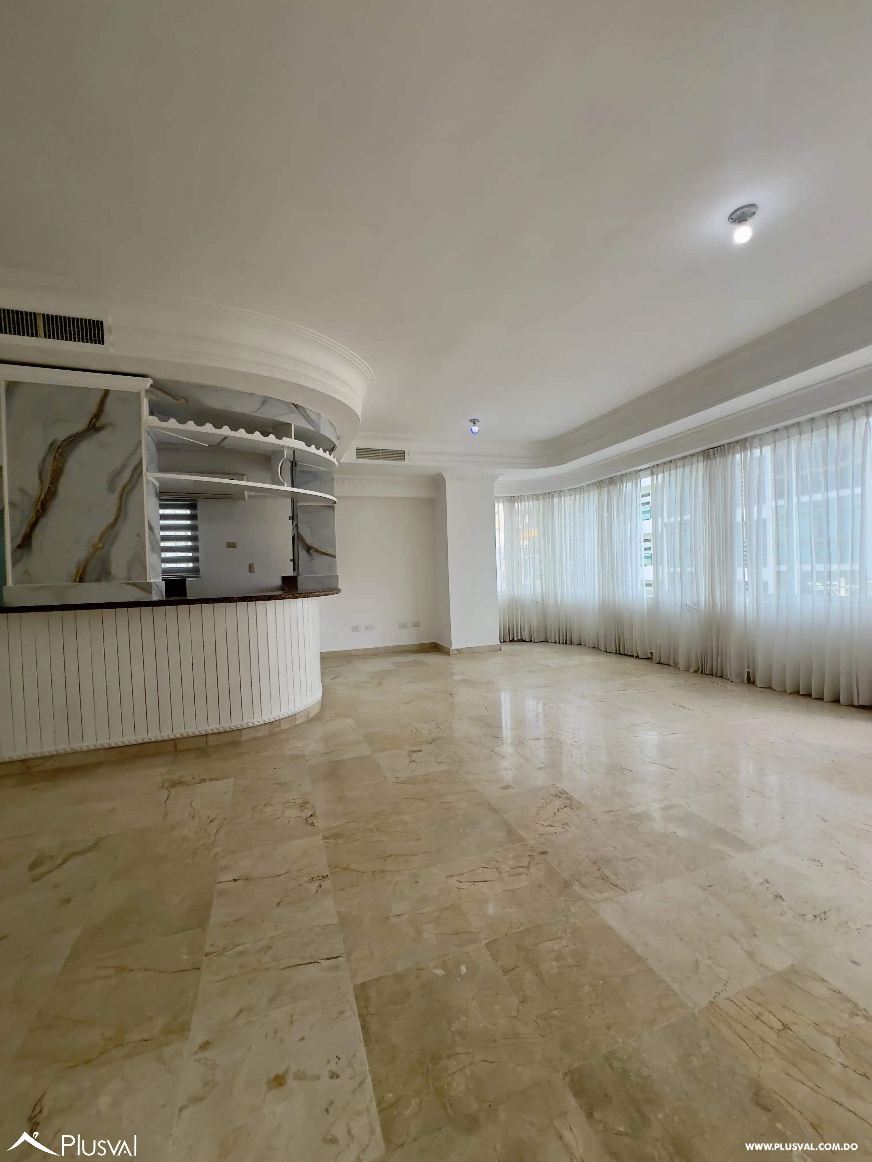 Apartamento en Alquiler en la Urbanizacion El Real 463606