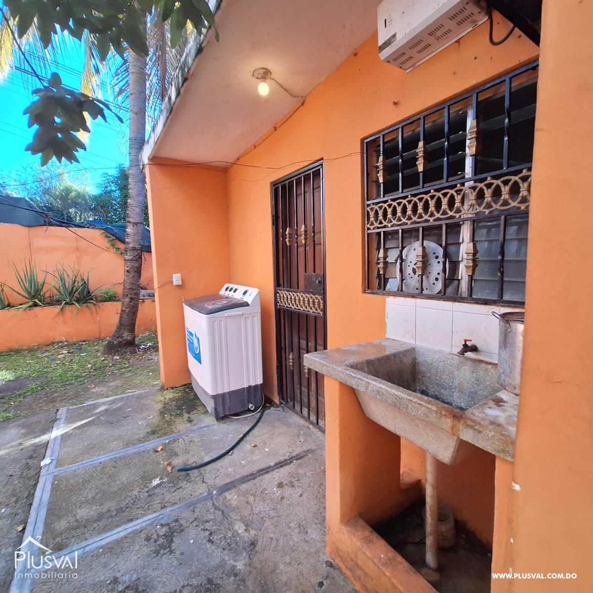 Casa espaciosa en residencial cerrado, con excelente patio 371535
