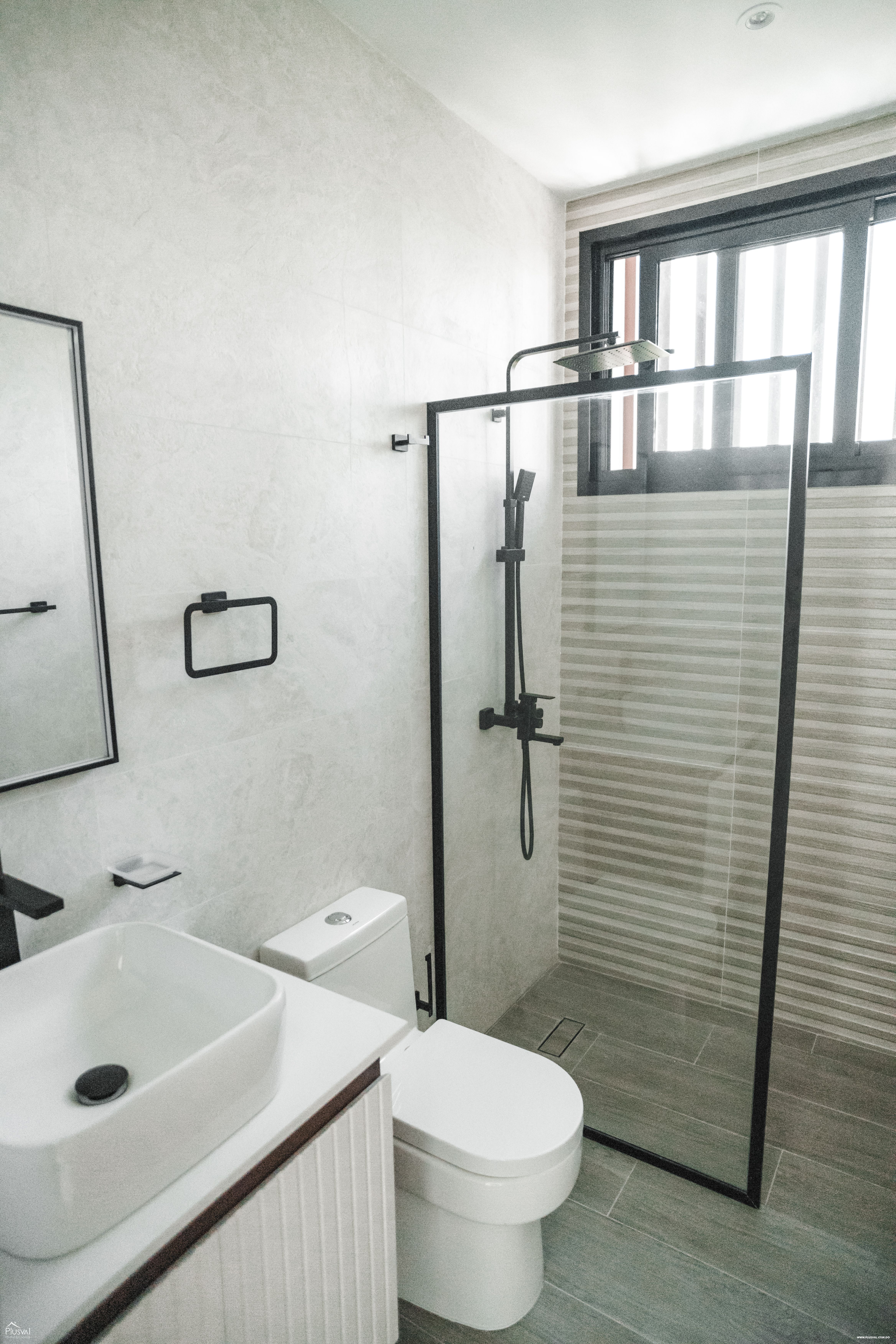 Apartamento ubicado en un 6to nivel en una torre próxima al HOMS 475521