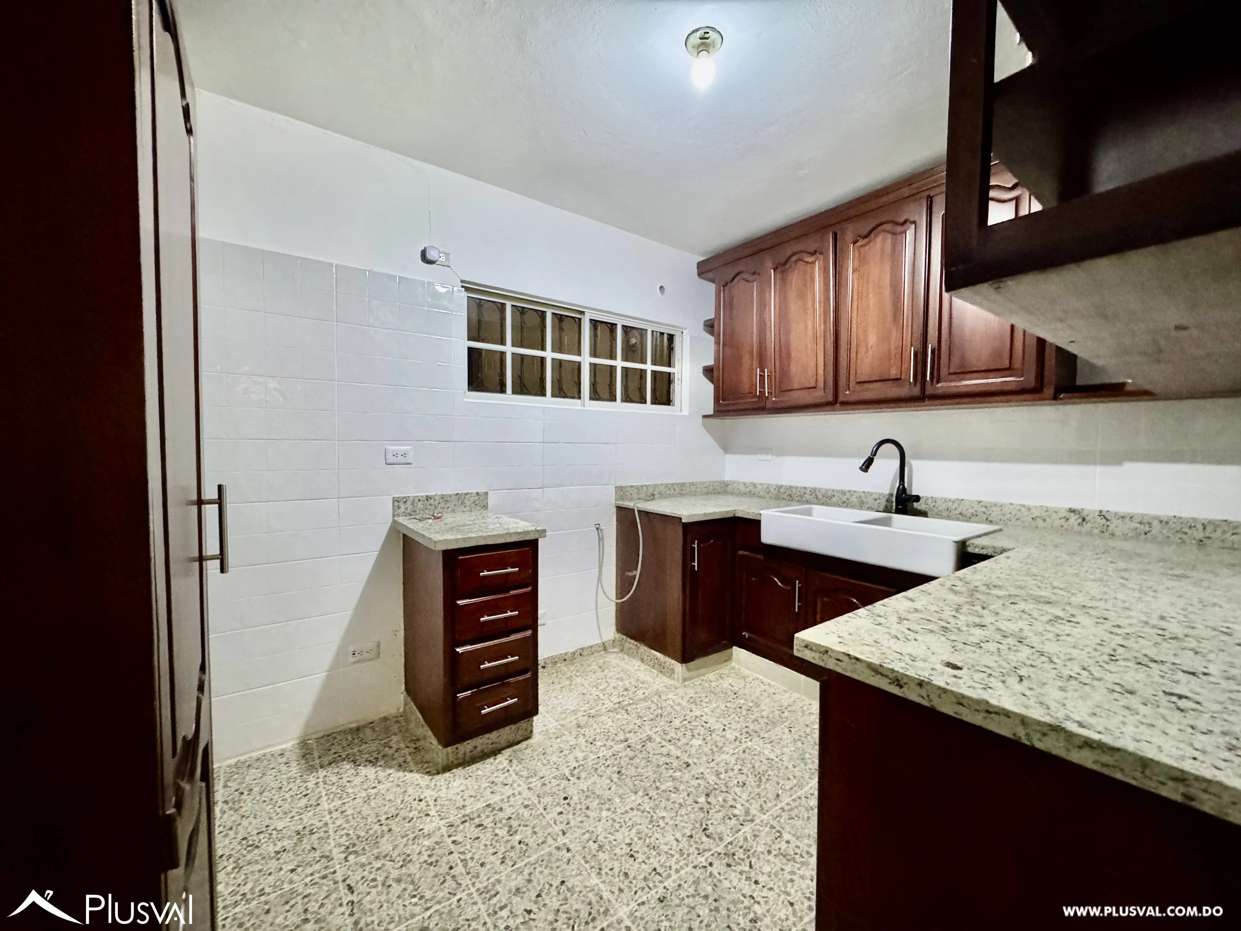 Alquilo Excelente Apartamento en La Esperilla 483487