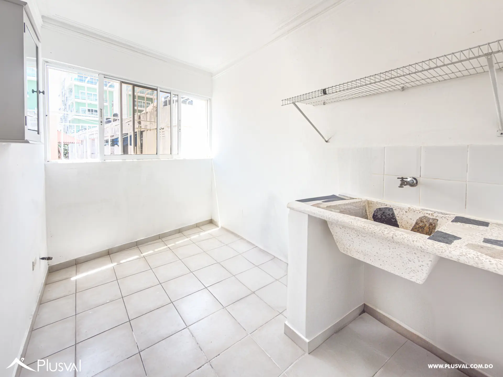 Amplio Apartamento en Venta de 160 m² con 2 Parqueos en Renacimiento 499052