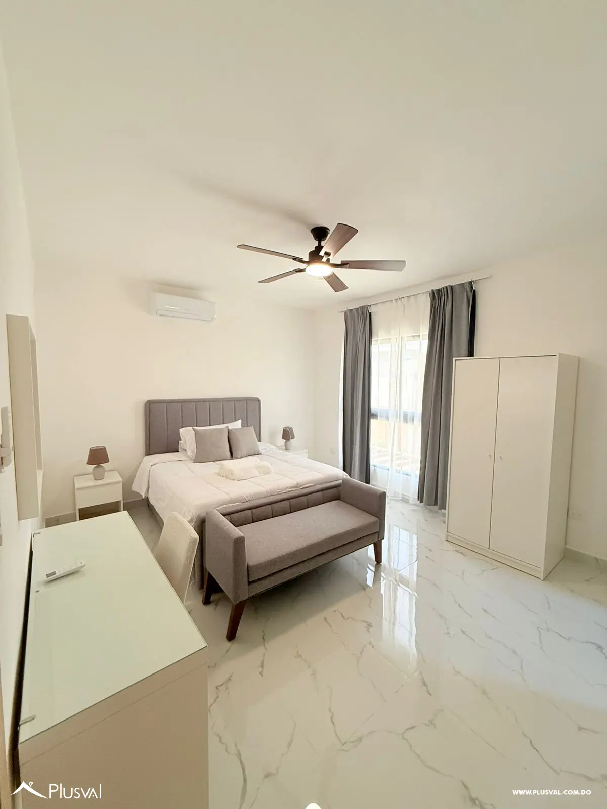 Alquiler de Villa con patio y piscina totalmente amueblado 470249
