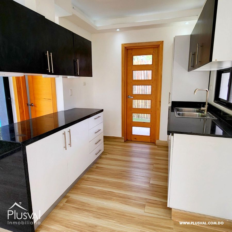 Villa de dos niveles a solo 4 minutos de playa bonita 432859