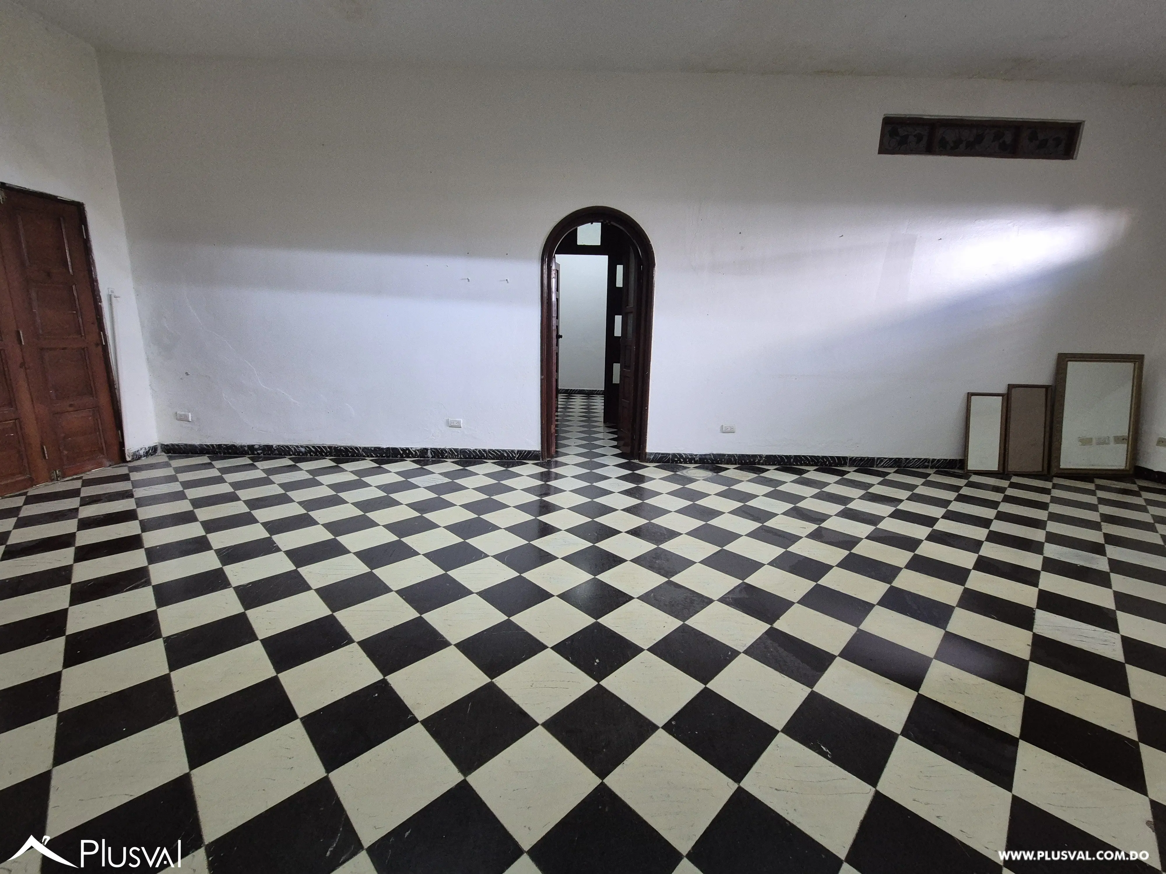 Casa en renta en el encantador sector de Gazcue 464248
