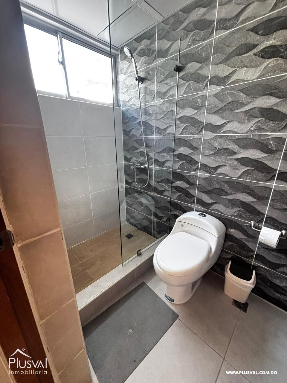 Alquiler de apartamento ambluebado en Whitesands de 2 hab 500699