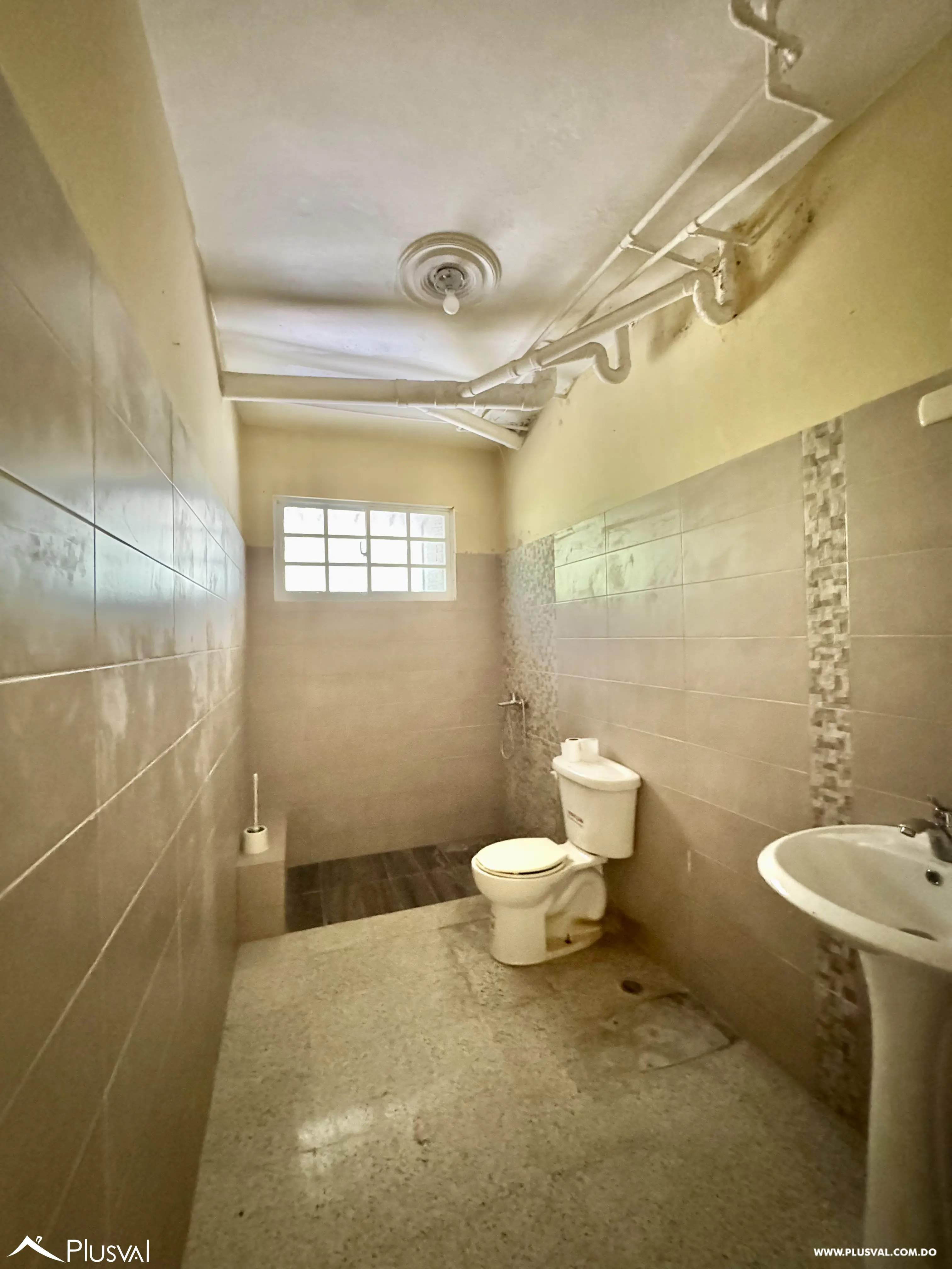 Vendo Maravillosa Casa de 2 Niveles en Los Cacicazgos 519154