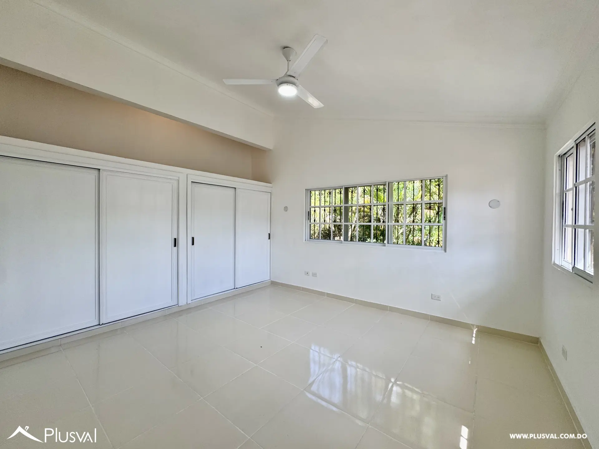 Alquilo Maravillosa Casa en Residencial Cerrado en Cuesta Hermosa II 486410