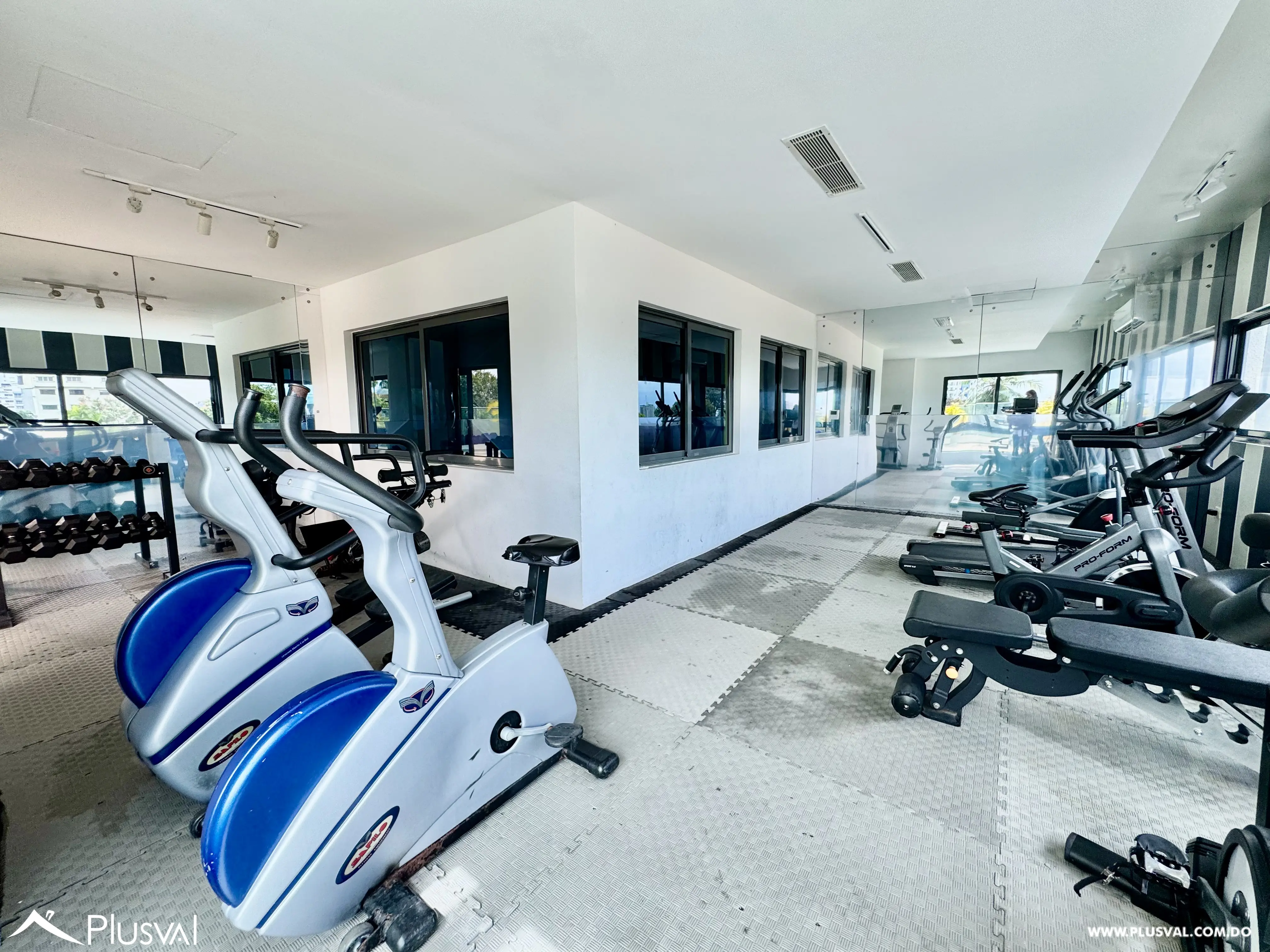 Vendo Maravilloso y Amplio Apartamento con Vista Mar en La Esperilla 490695