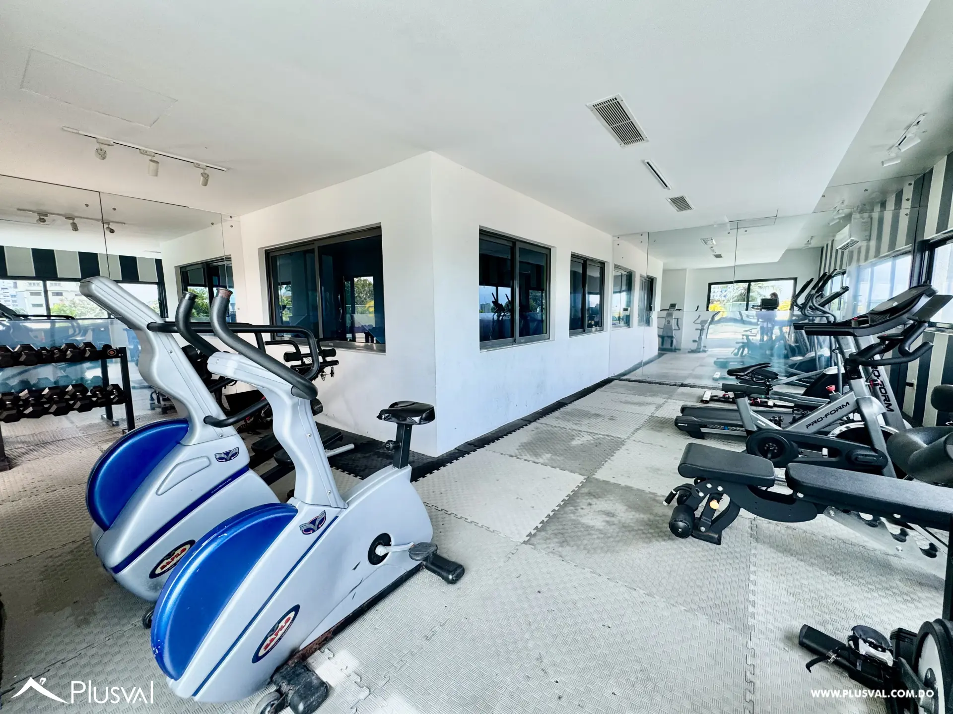 Vendo Maravilloso y Amplio Apartamento con Vista Mar en La Esperilla 490695