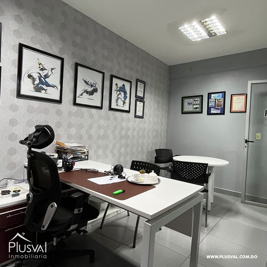 Amplio local en venta en Piantini 306993