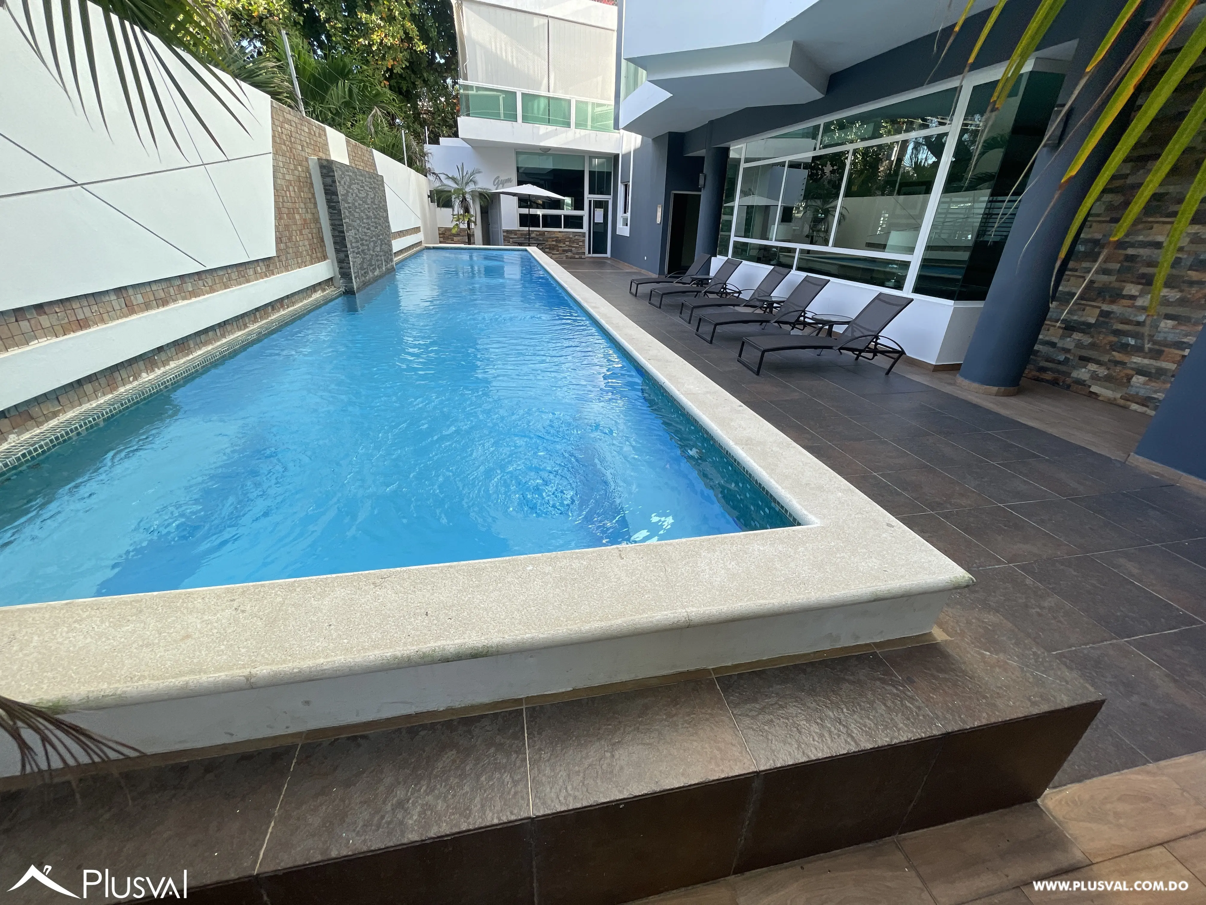 Apartamento de 3 habitaciones con vista al mar en Gazcue | 161 m² 483445