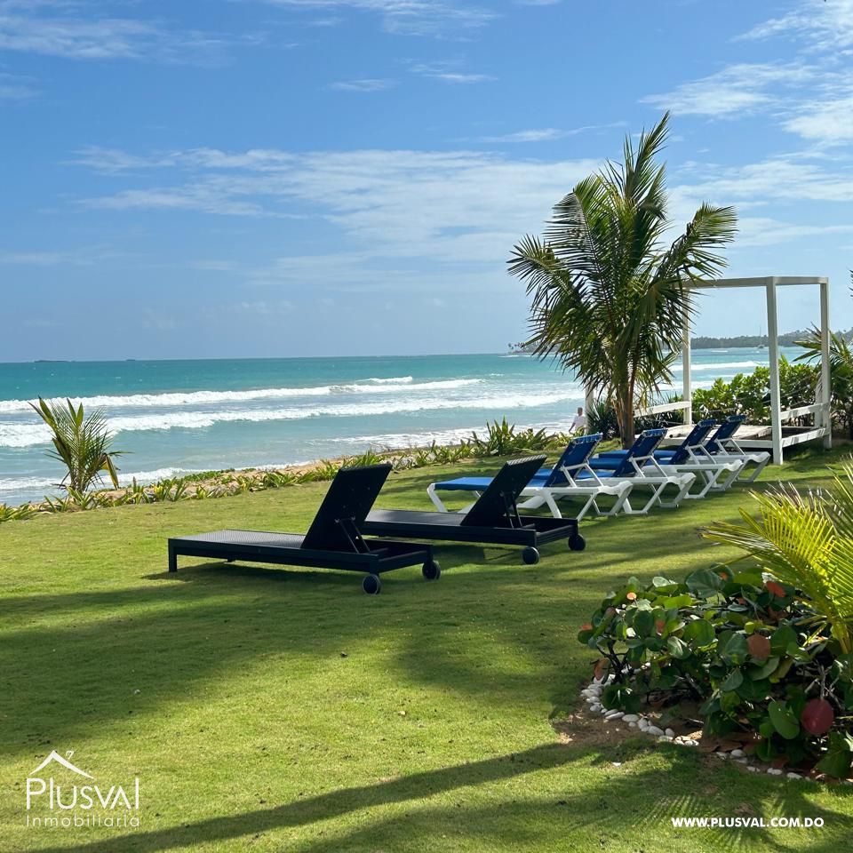 Villa en venta en 2da línea de playa, Las Terrenas 365896
