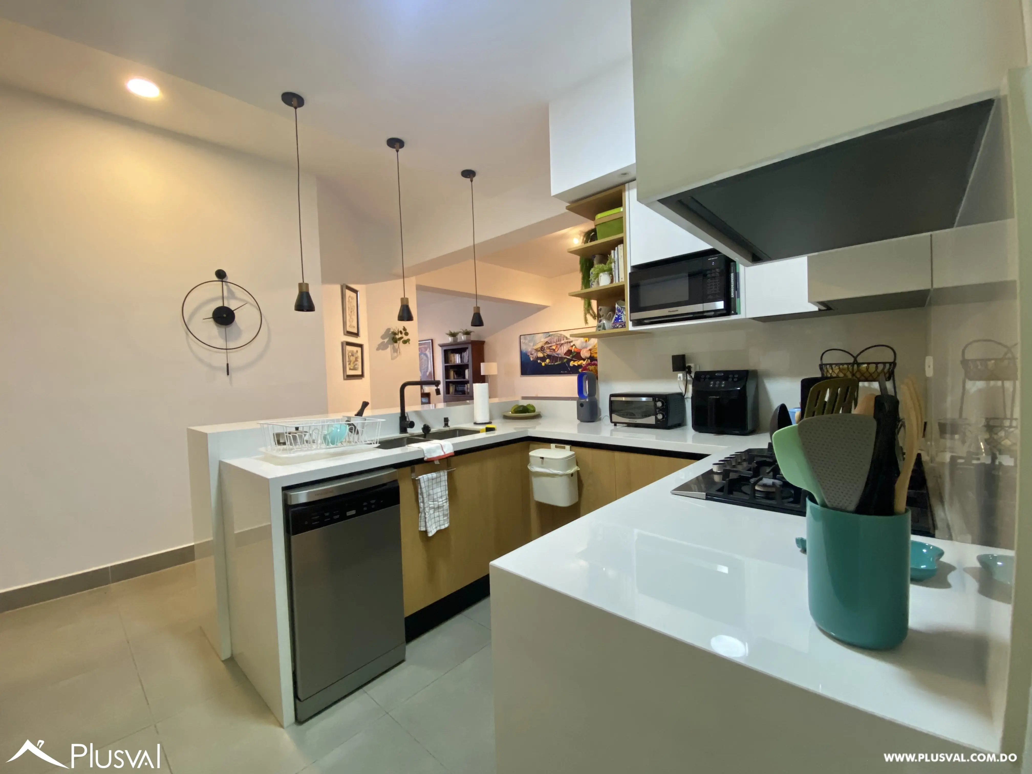 Apartamento en alquiler con estilo moderno y excelente ubicación en bella vista. 466452
