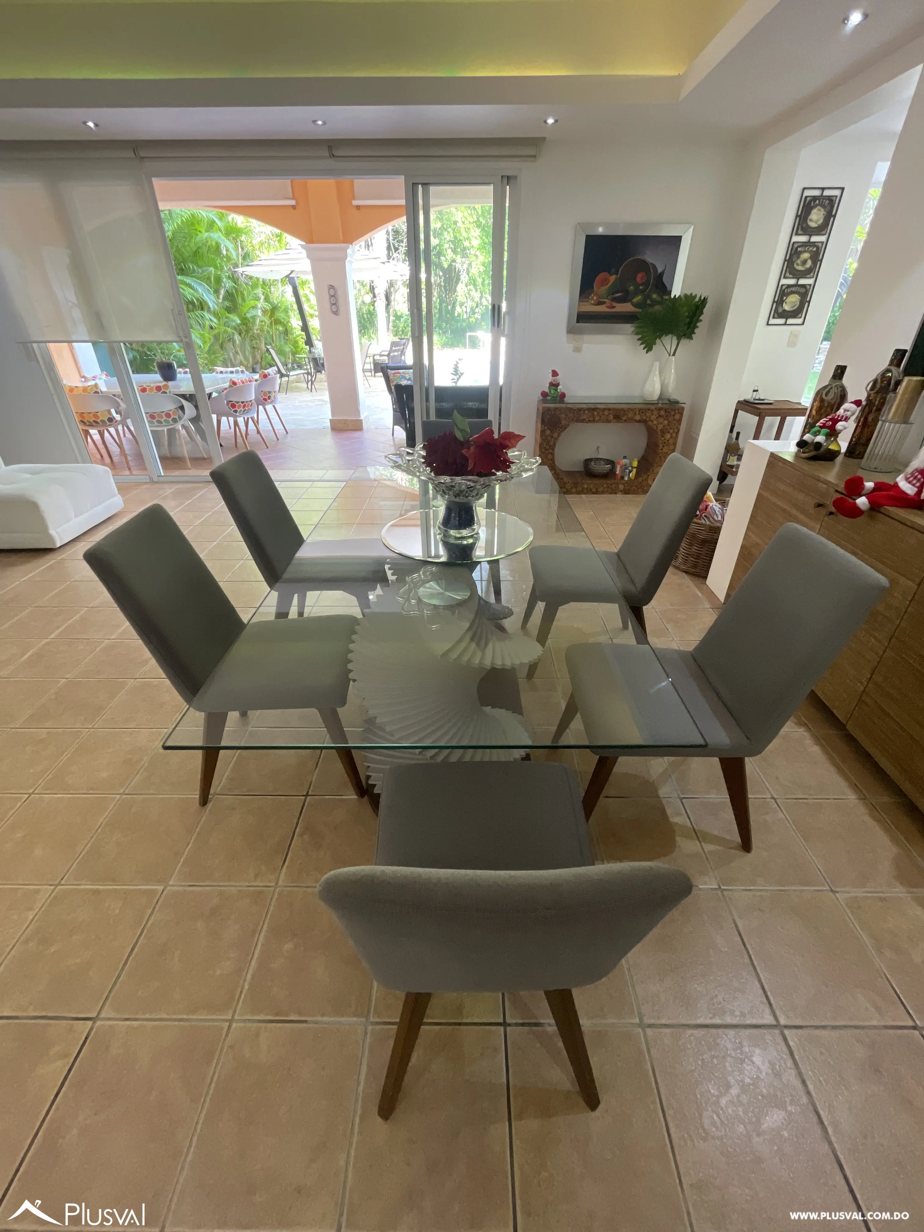 Townhouse amueblado en Metro Country Club – Listo para vivirlo 473753