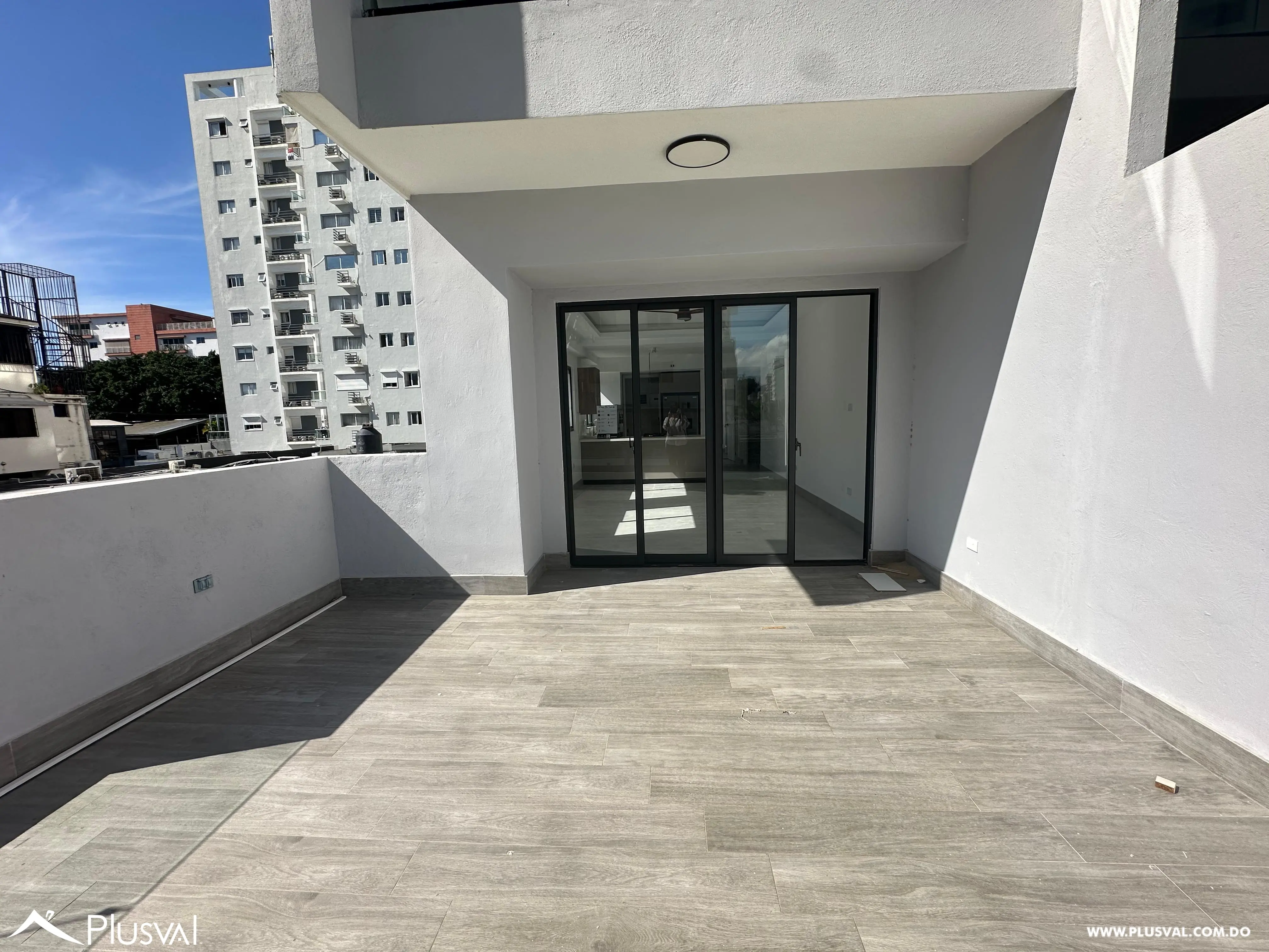 Apartamento de 1 habitación en alquiler en Evaristo Morales 484039