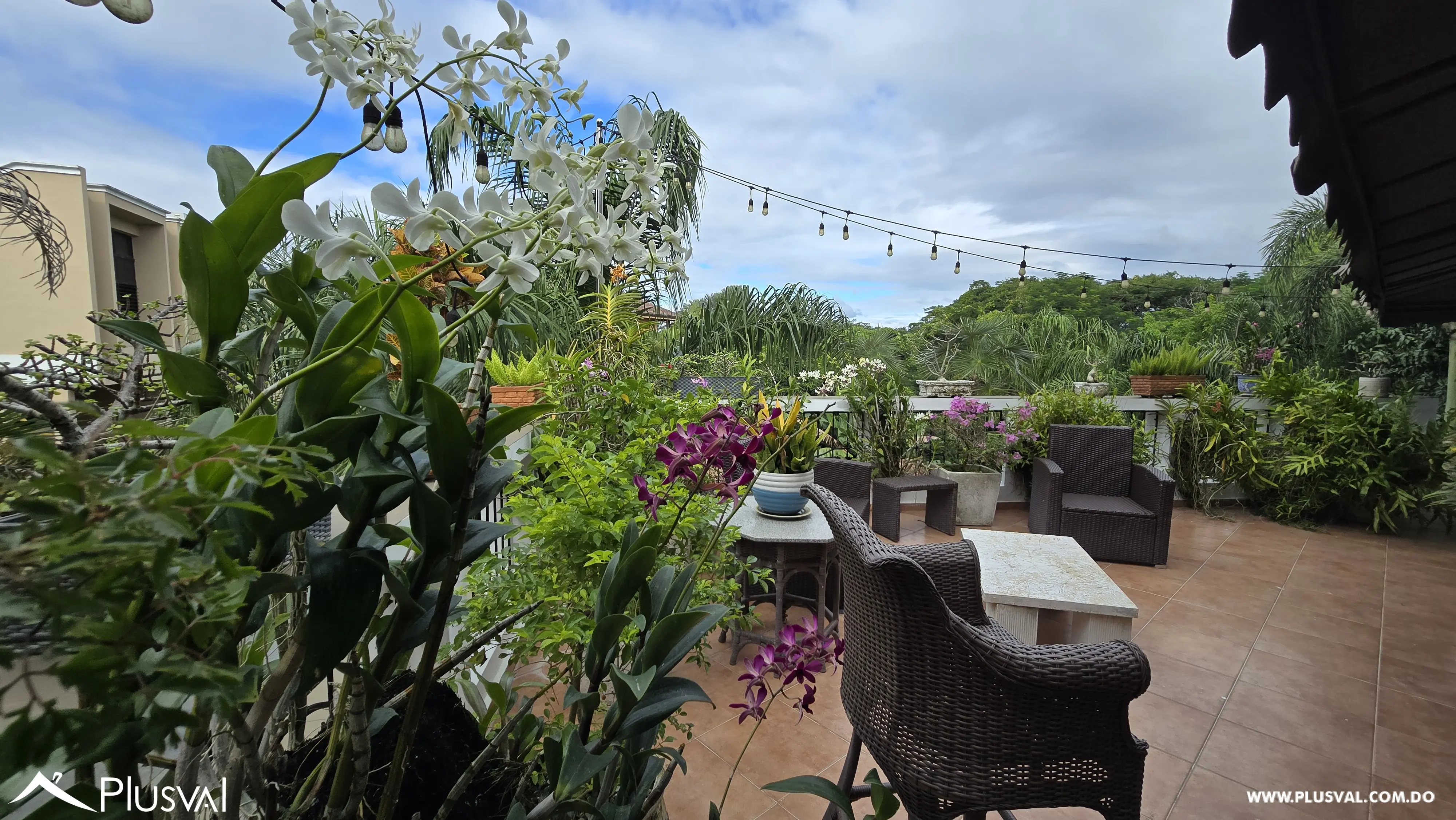 Un Hogar para Crear Recuerdos Inolvidables, Casa en Venta en Cuesta Hermosa I. 479565