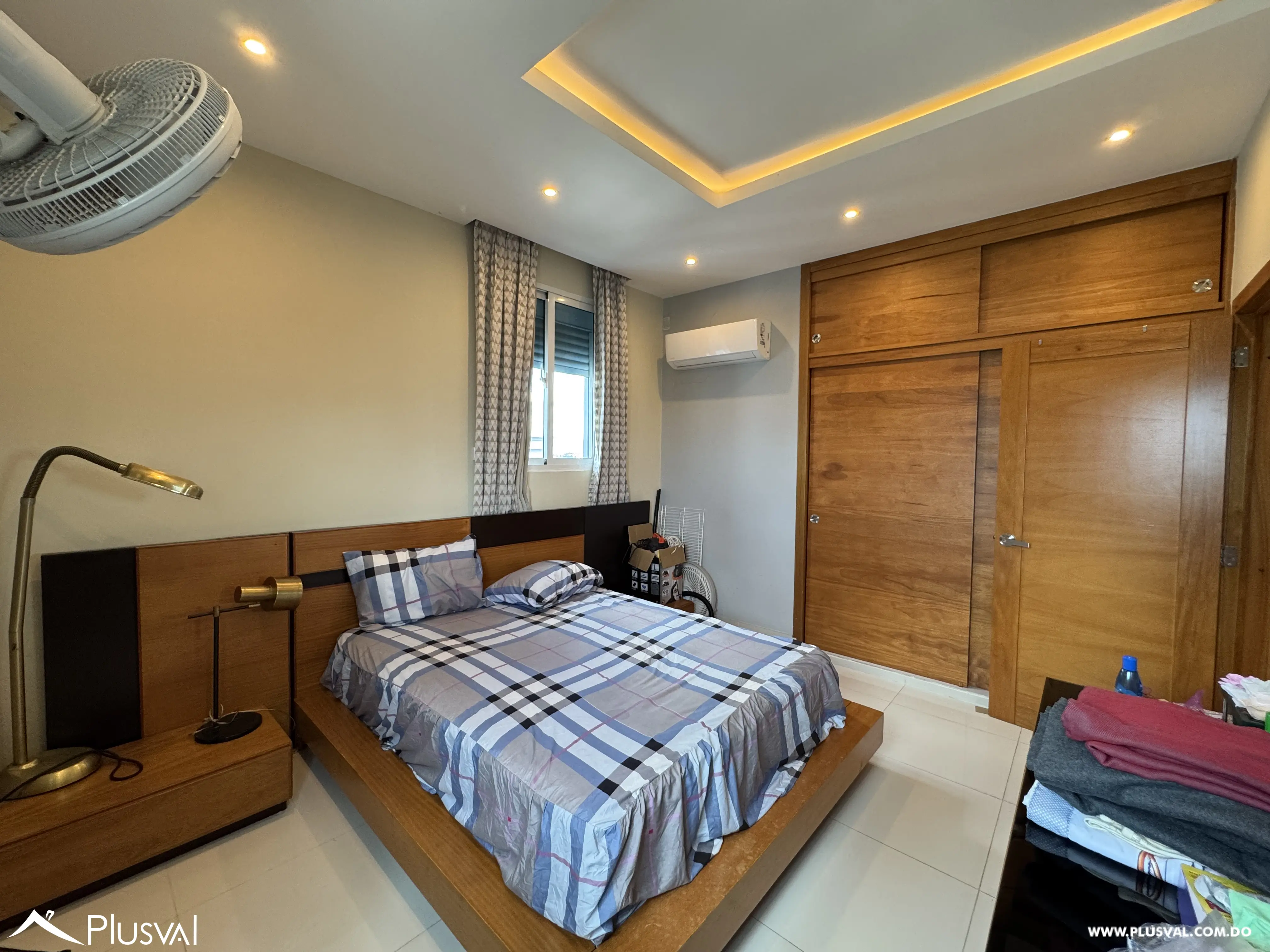 Apartamento amueblado en alquiler en Evaristo Morales | 3 habitaciones, terraza con jacuzzi, 2 parqueos 499204