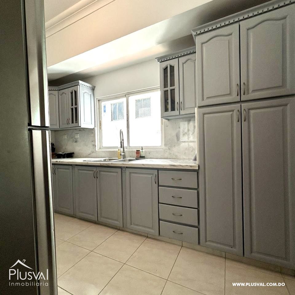 Amplio apartamento Amueblado en Alquiler en Piantini, DN 424148