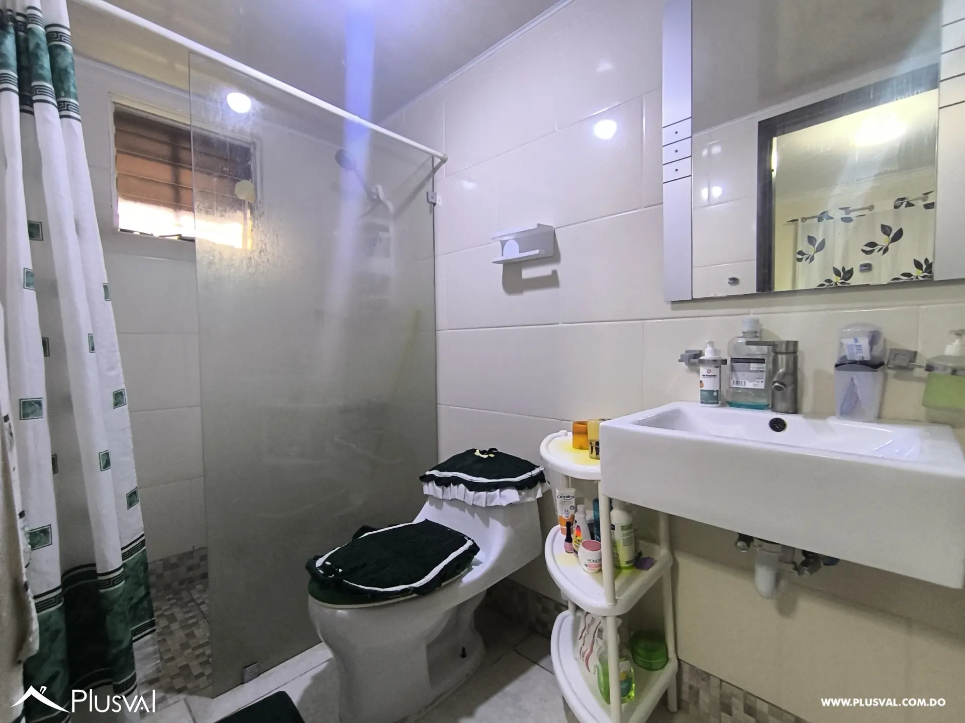 Amplio Apartamento de 3 Habitaciones en Venta en Autopista San Isidro 526864