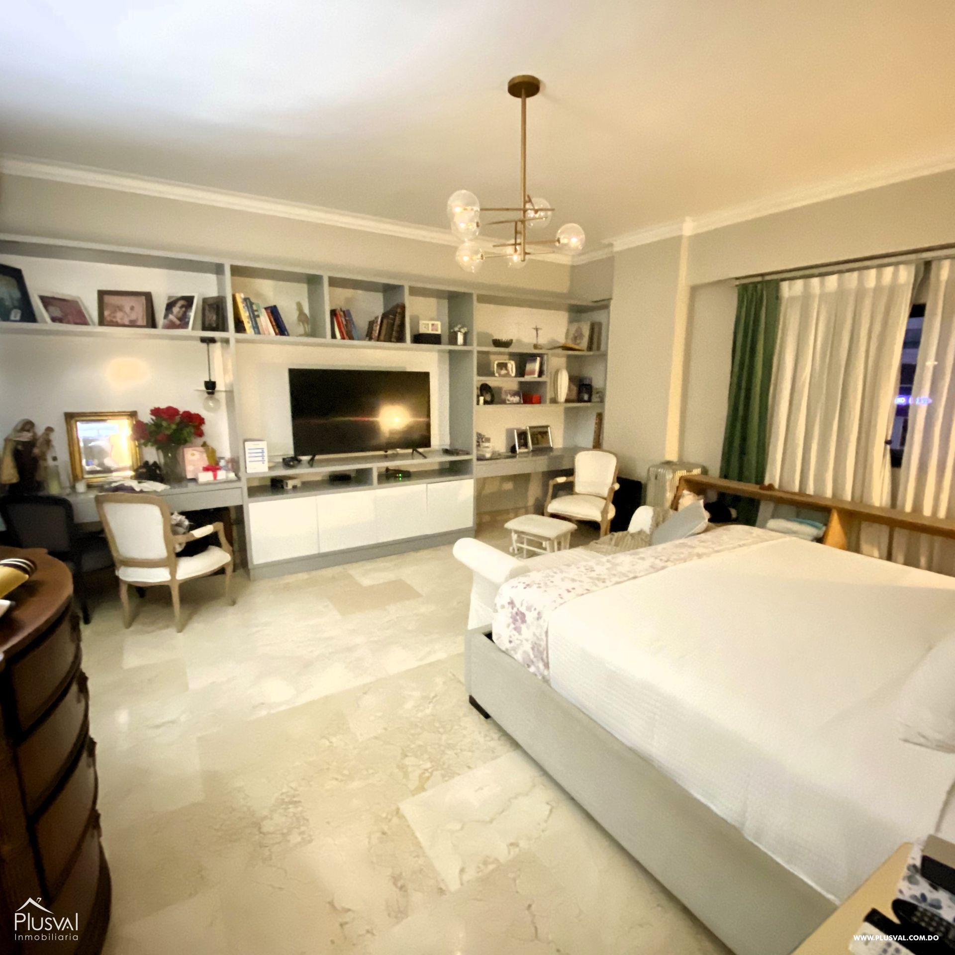 Apartamento Clásico modernizado en Paraíso con Amplios Espacios 380131