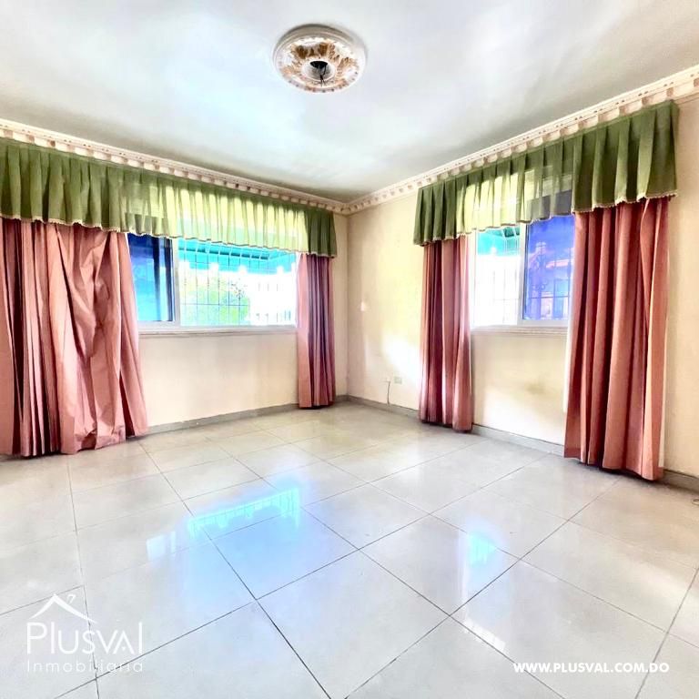 Amplio Penthouse en venta en Alma Rosa I 321423