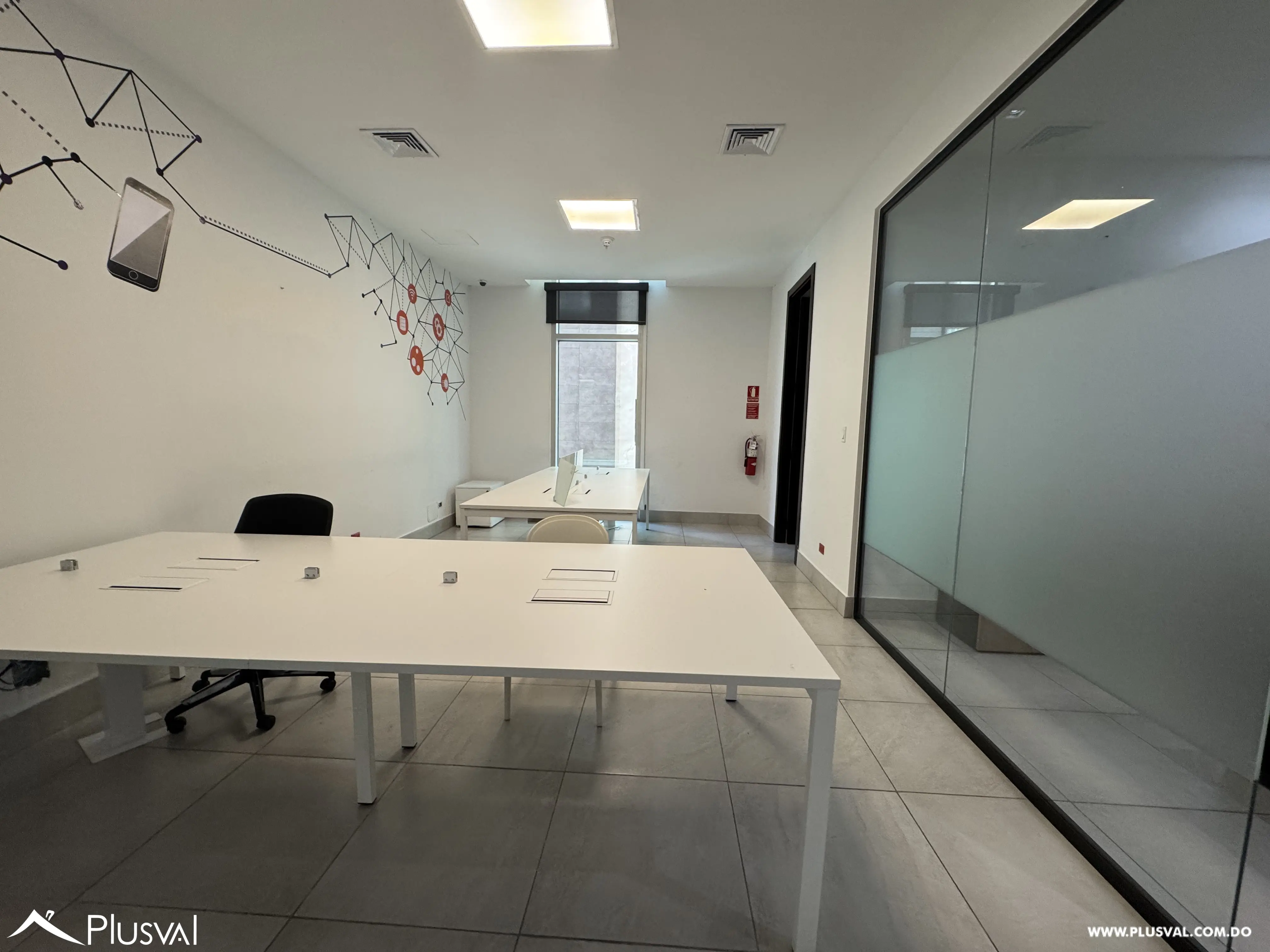 Local en alquiler en corporativo en Piantini 493219