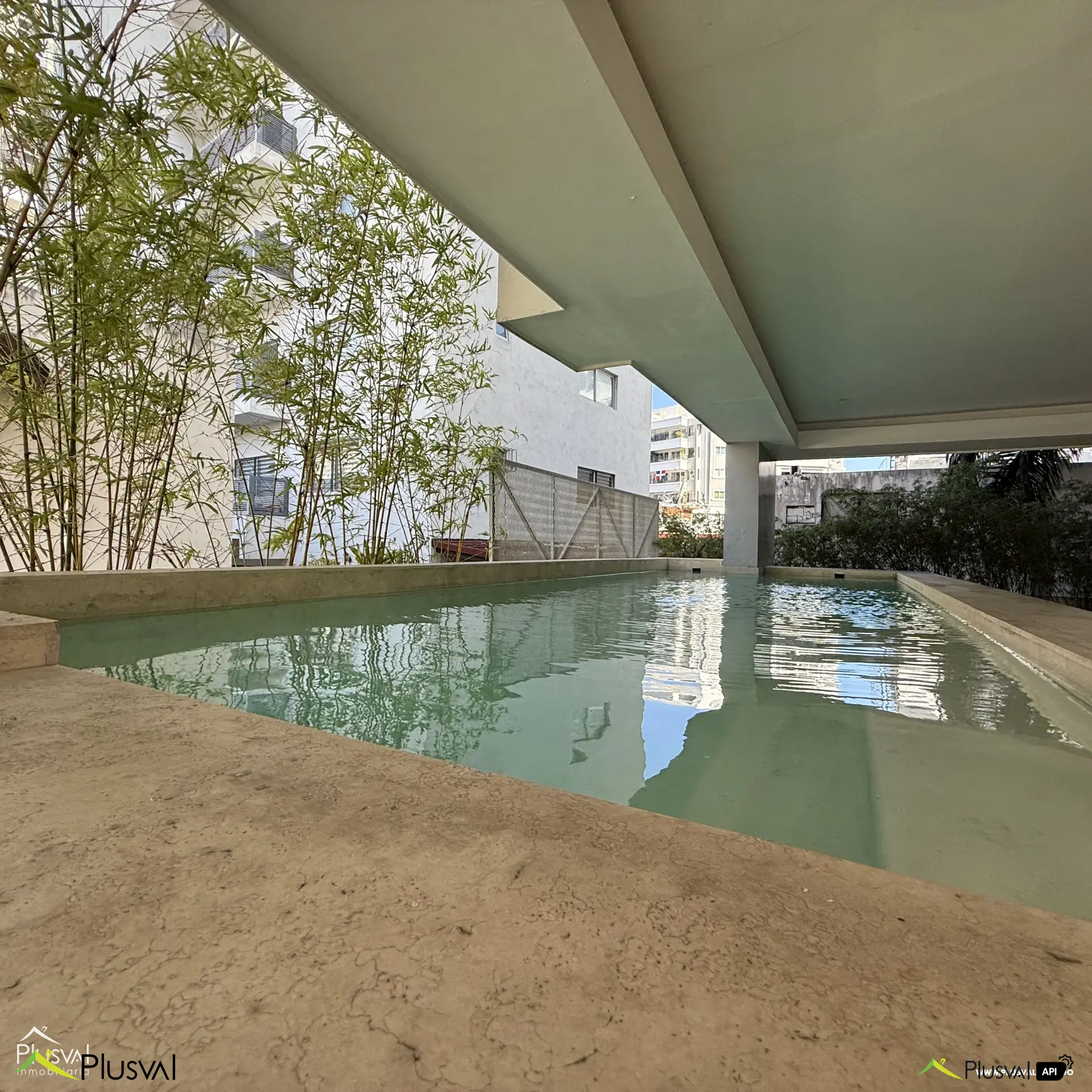 Venta de Hermoso Apartamento en Serralles 448233