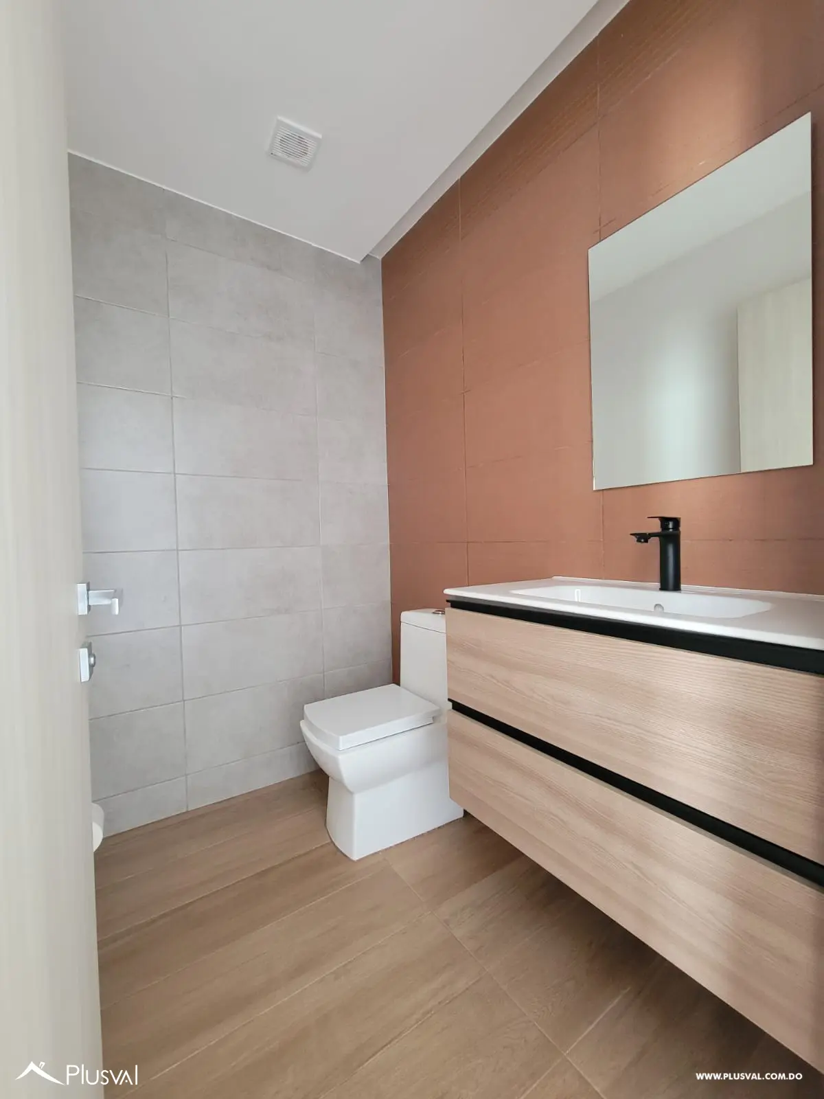 Amplio Apartamento ubicado en la Trinitaria con acceso a Atractivas Amenidades 497716