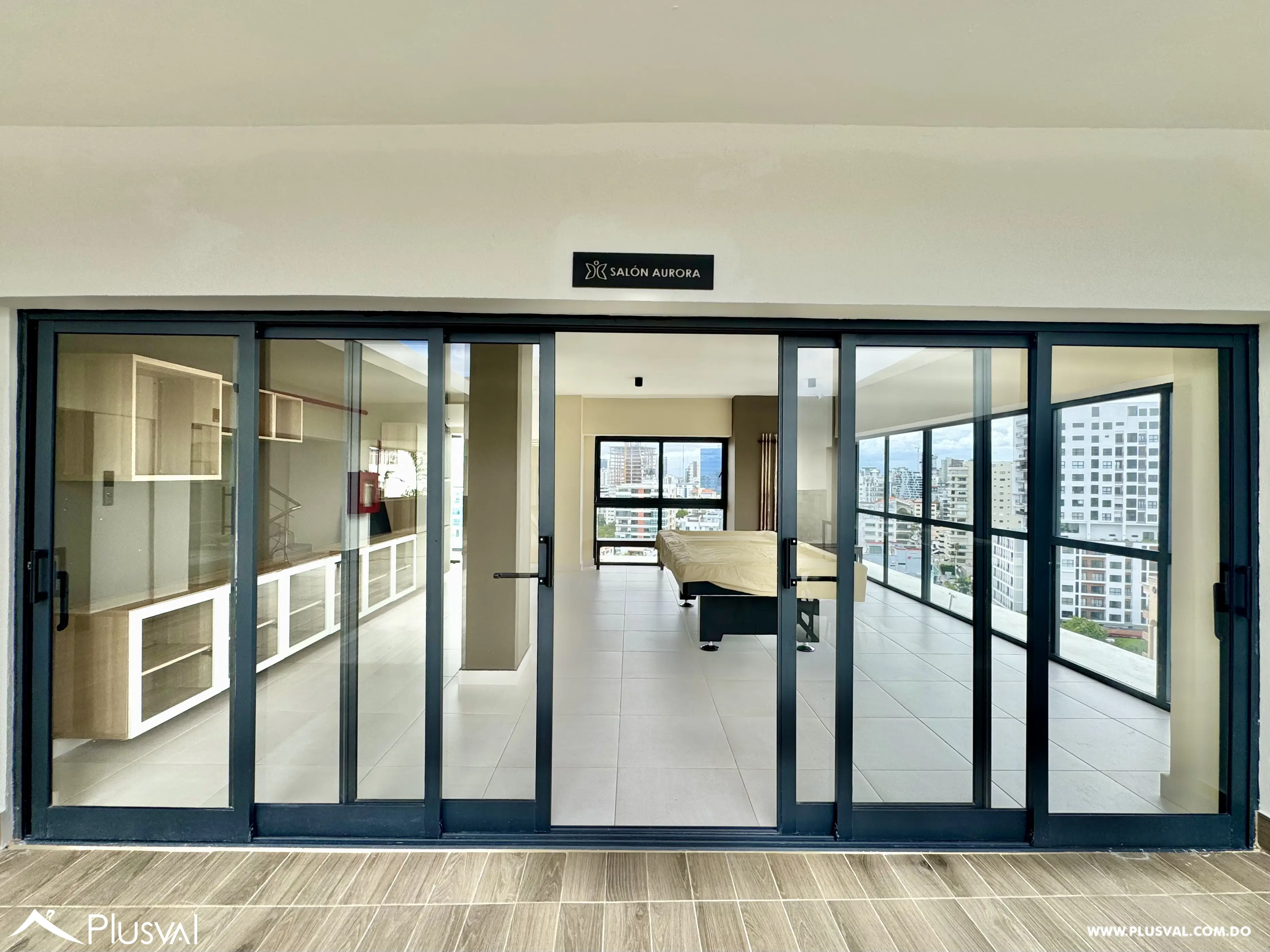 Alquilo Apto Finamente Amueblado en una de las Mejores Zonas de Naco 500034