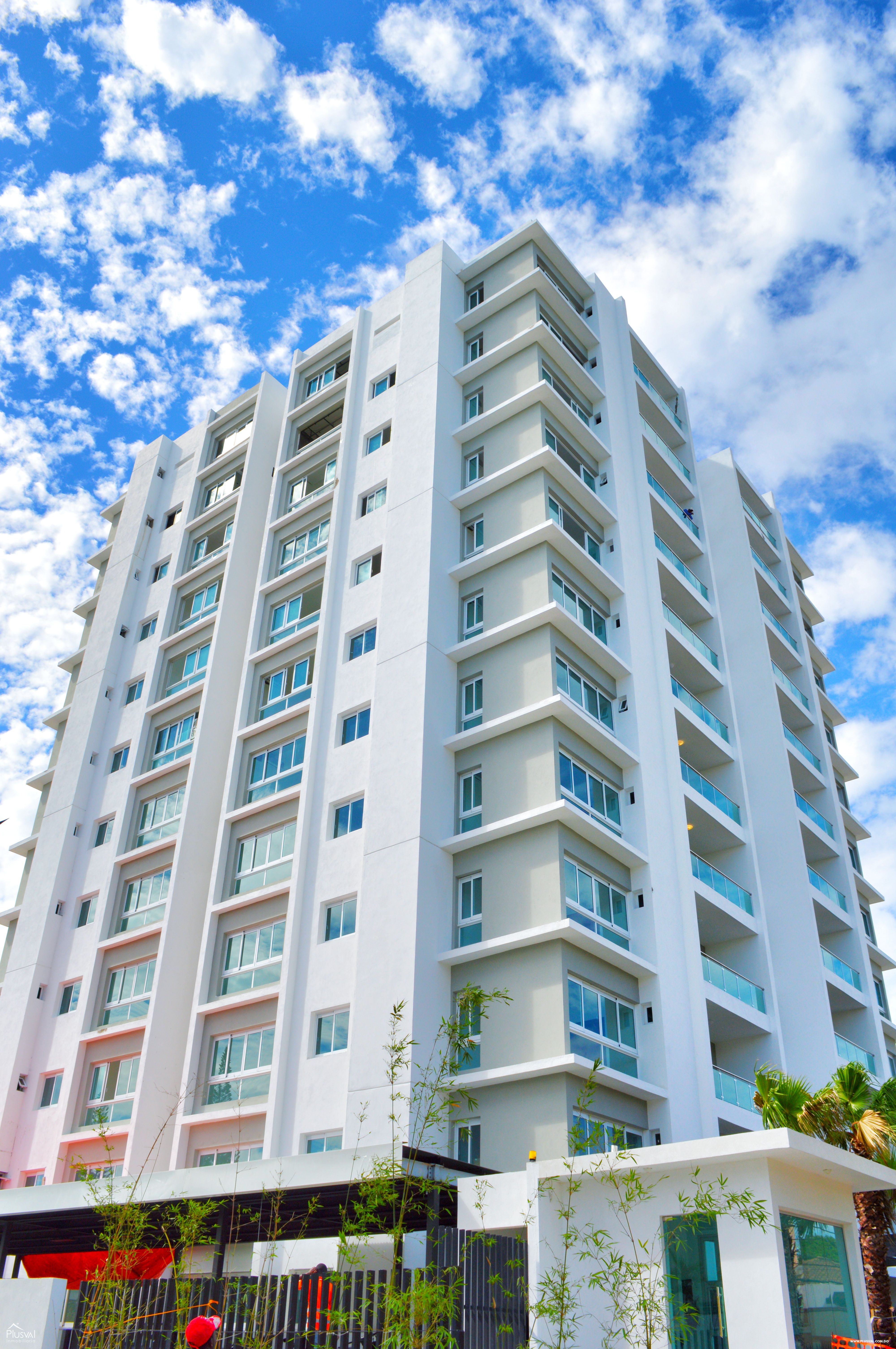 Amplio Apartamento Amueblado en Alquiler Ubicado en Zona Céntrica de Santiago. 234866
