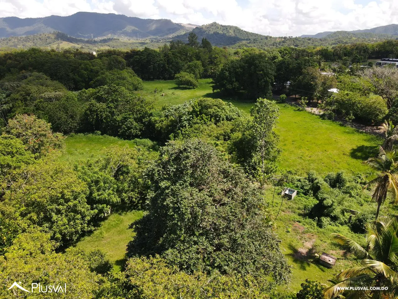 Finca a la venta en Piedra Blanca, Monseñor Nouel, carretera Yuboa 467159