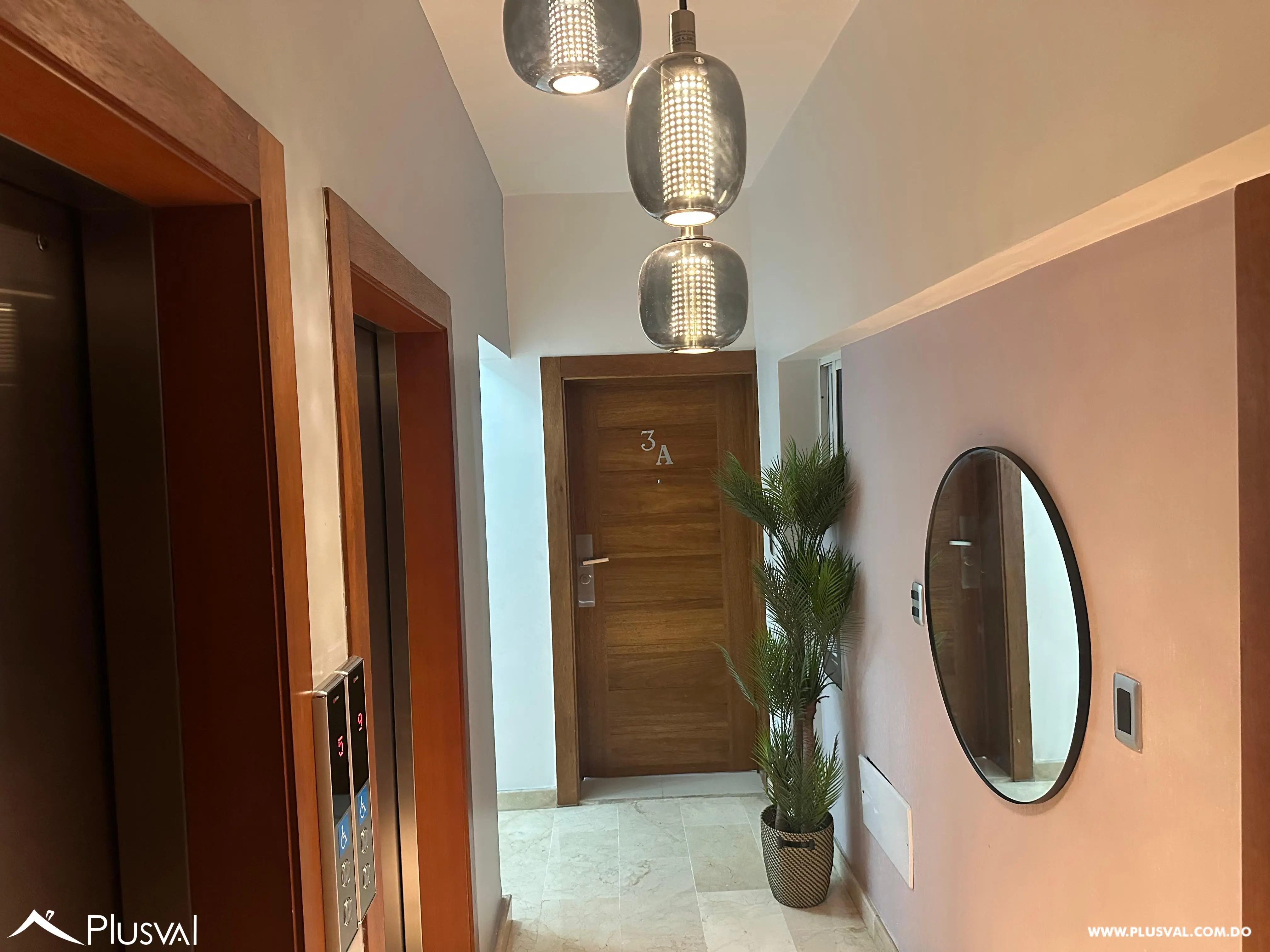 Venta de apartamento de 3 habitaciones en Evaristo Morales 484556