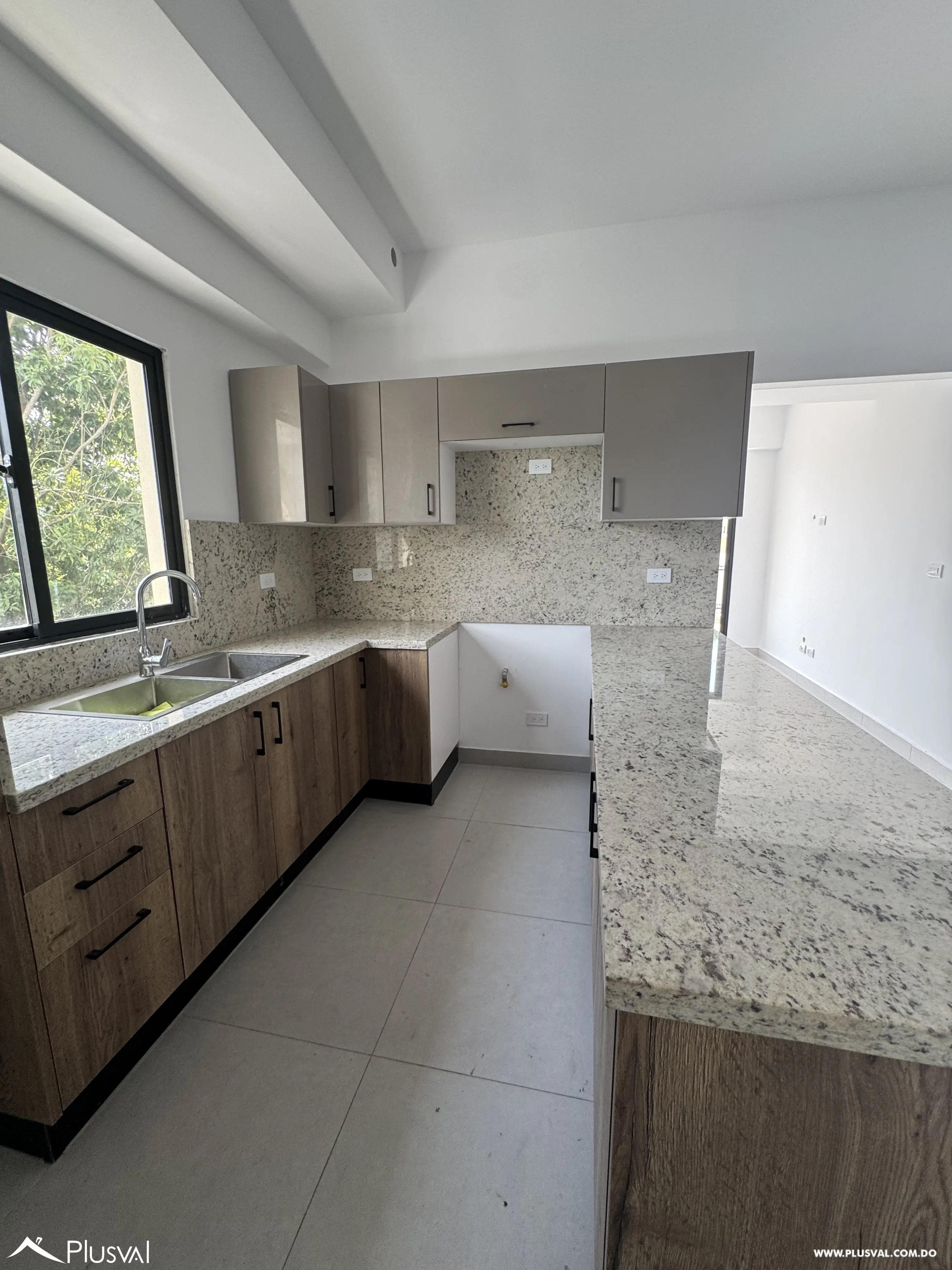 Apartamento con terraza en venta en los prados 464576