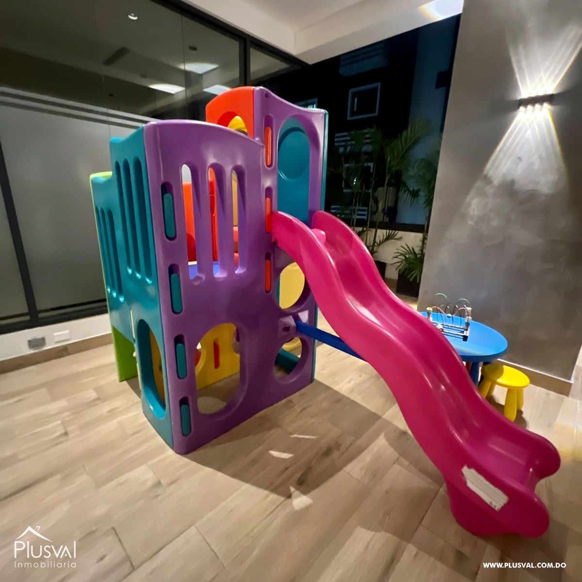 Apartamento Amueblado en Venta con espectacular  Vista al mar en Alma Rosa 313906