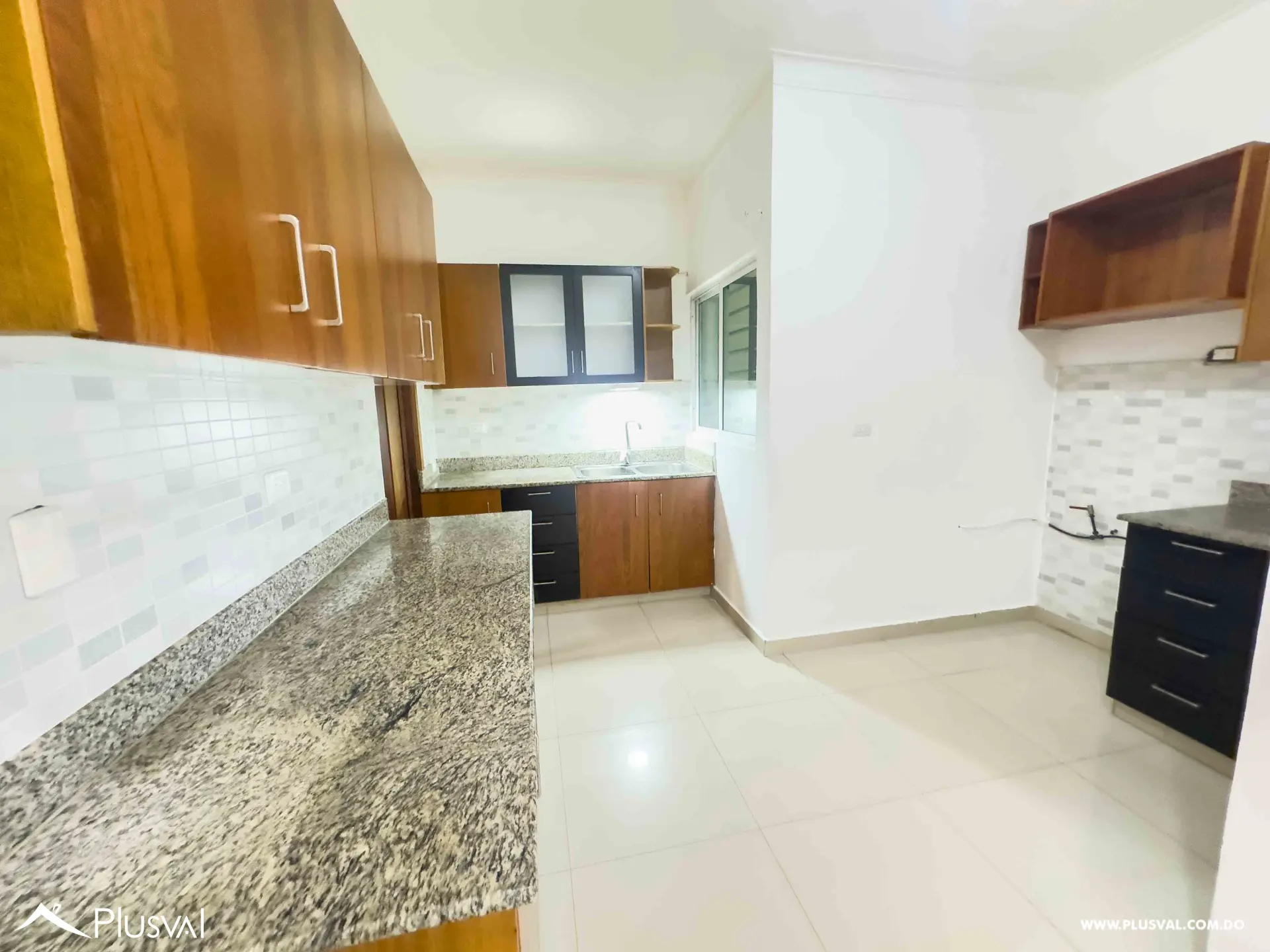 Comodo Apartamento en venta en Renacimiento 518755