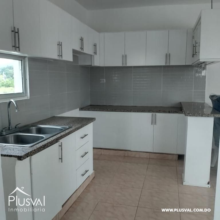 Amplia casa de dos niveles en venta en excelente zona 301971