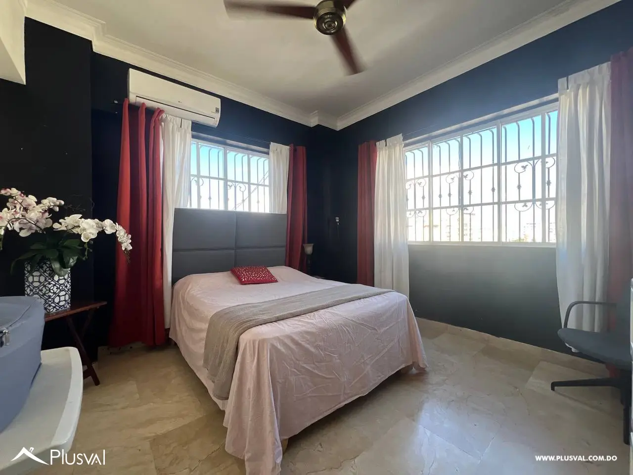 Penthouse de lujo en Urbanización Real con 4 habitaciones, terrazas dobles y 3 salas de estar 472909