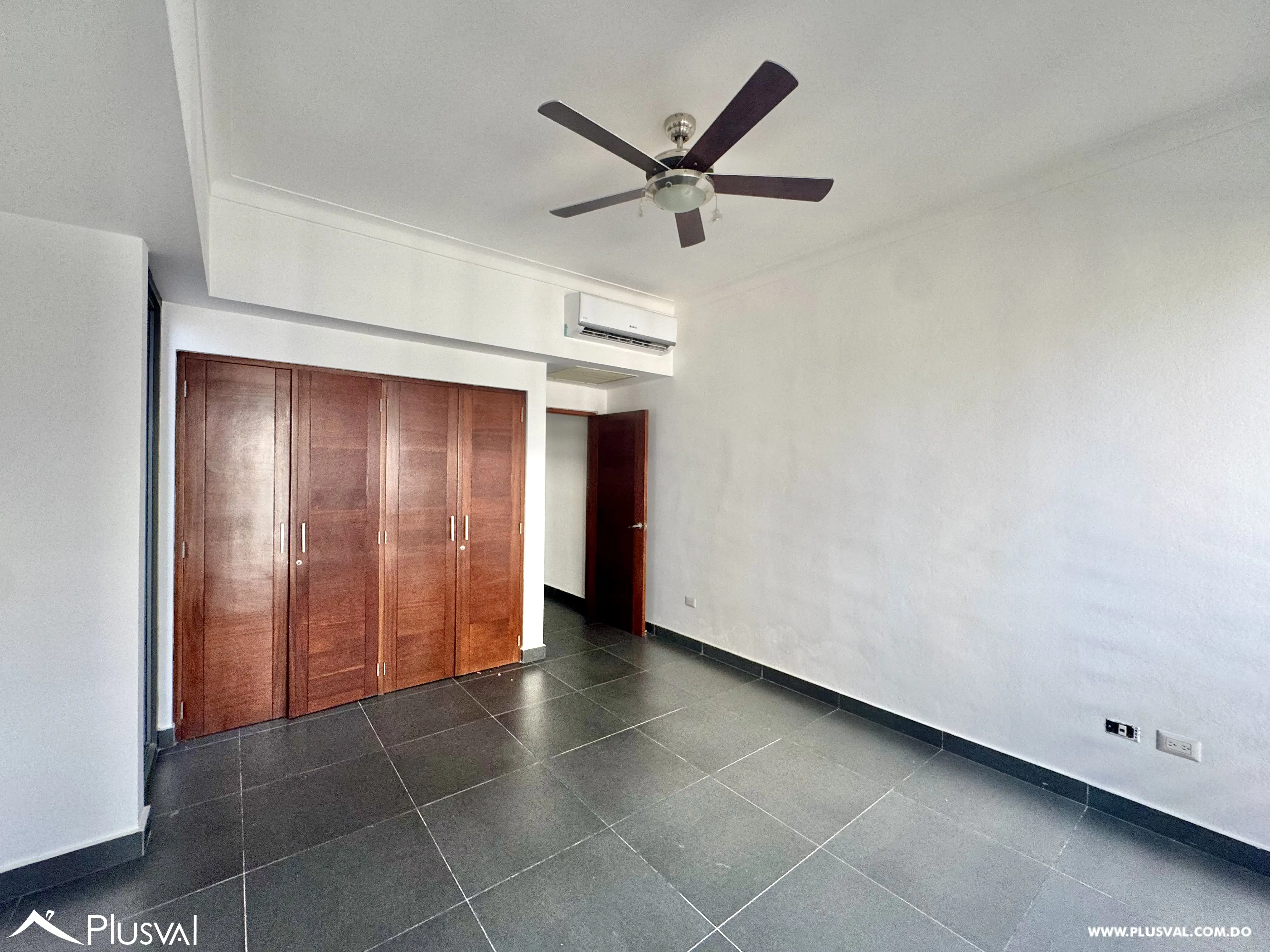 Alquilo Excelente Apartamento Tipo Loft  en el Corazón de Naco 500636