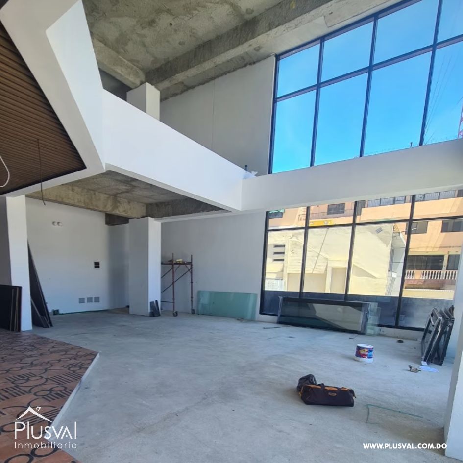 Alquiler local comercial en Bella Vista. 381391