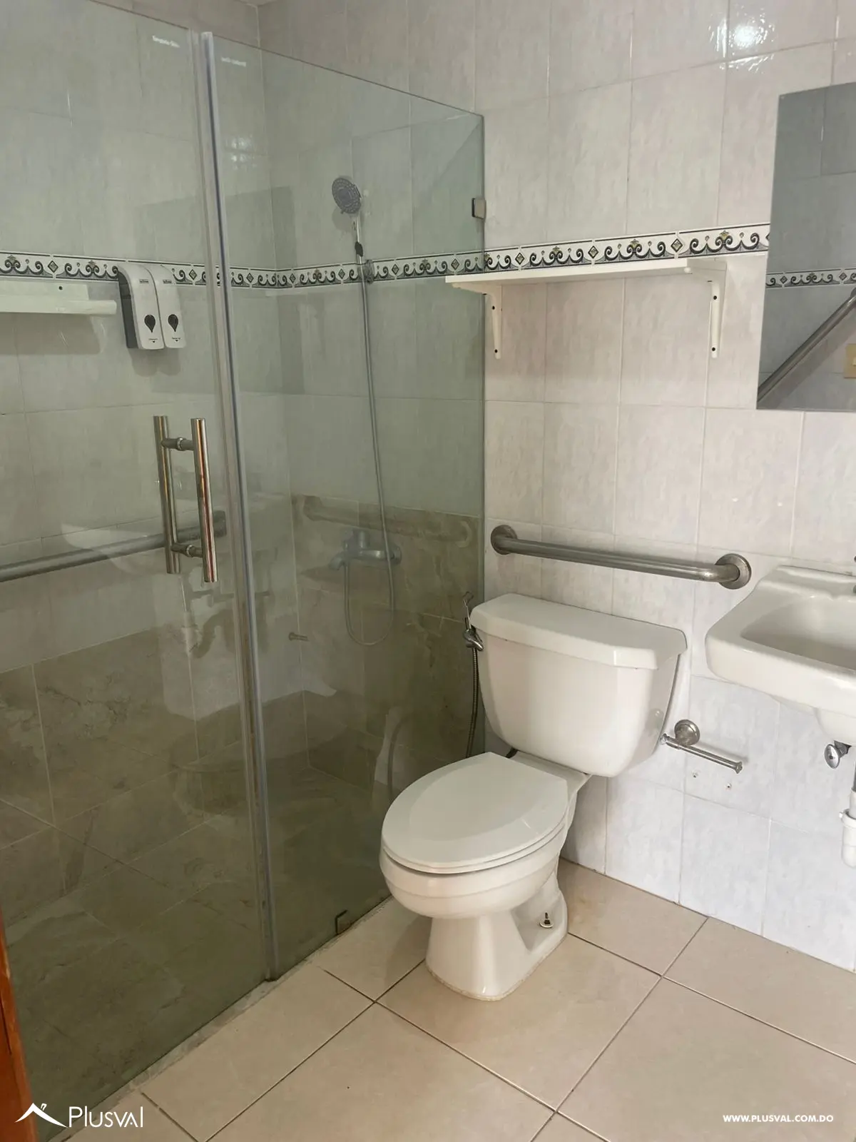 Alquiler de Apartamento en  Zona Universitaria 460176