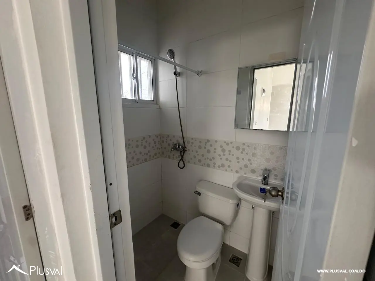 CASA EN ALQUILER RESIDENCIAL LAS GAVIOTAS / BAVARO 526007