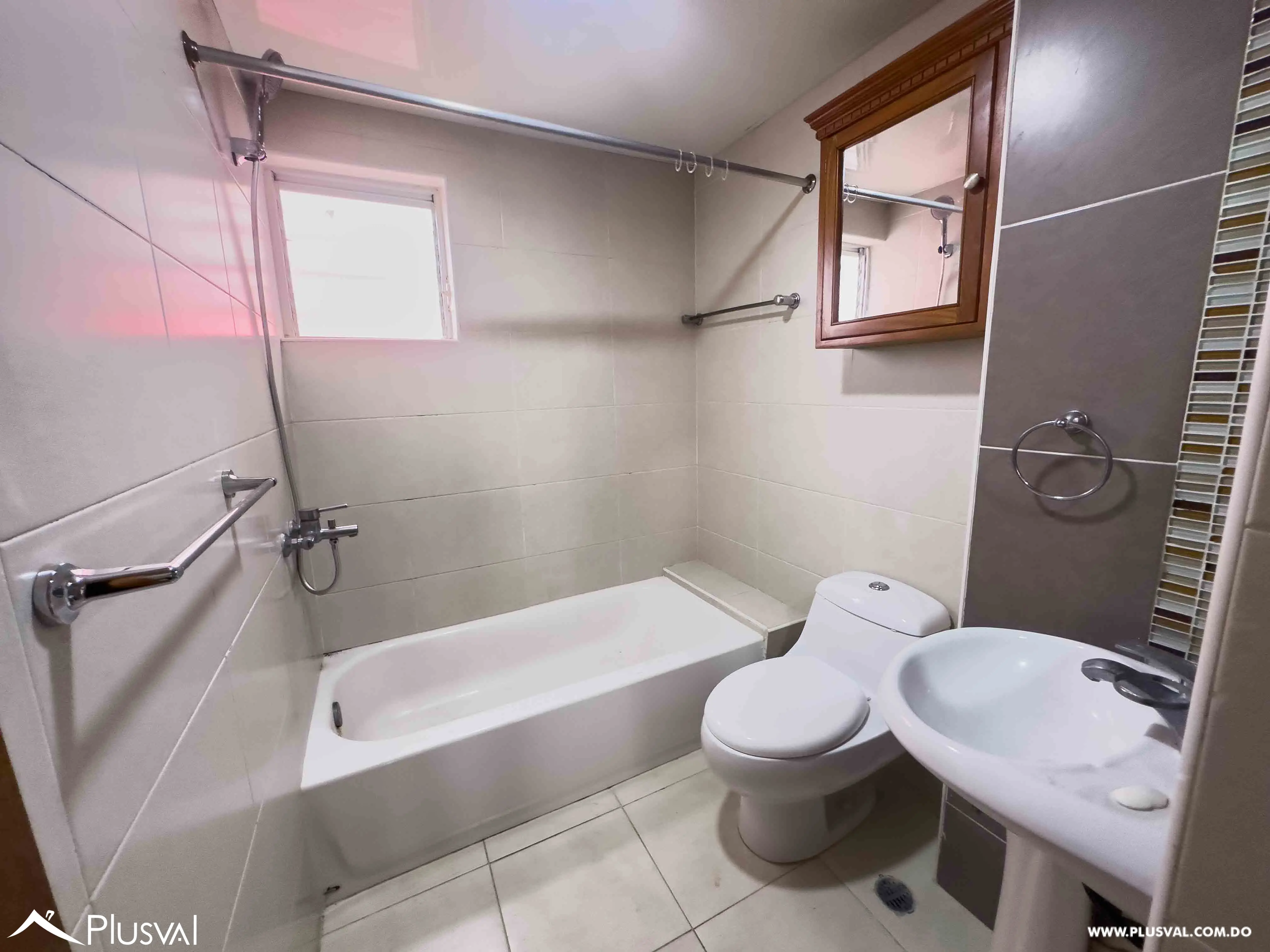 Comodo Apartamento en venta en Renacimiento 518761