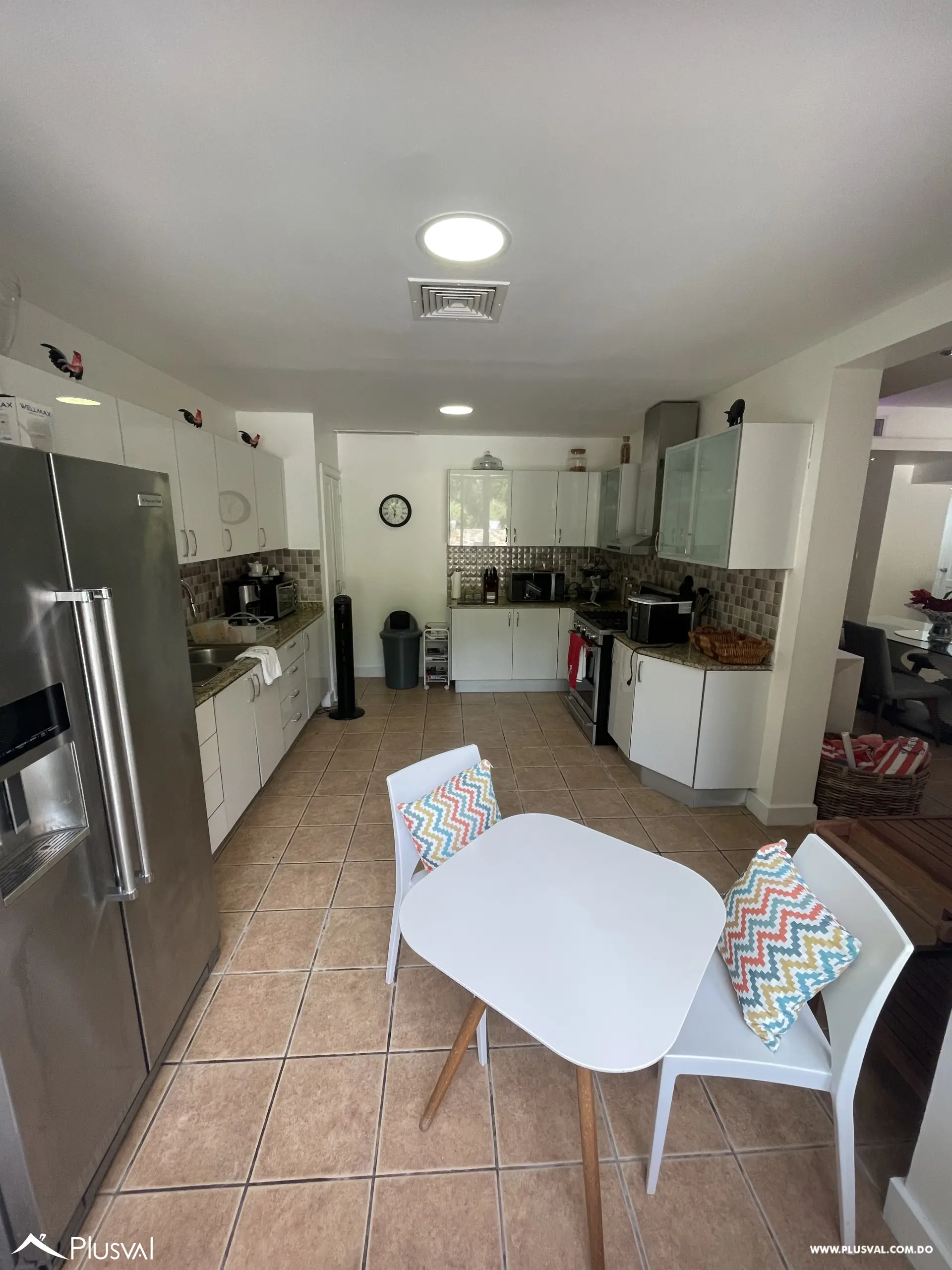 Townhouse amueblado en Metro Country Club – Listo para vivirlo 473751