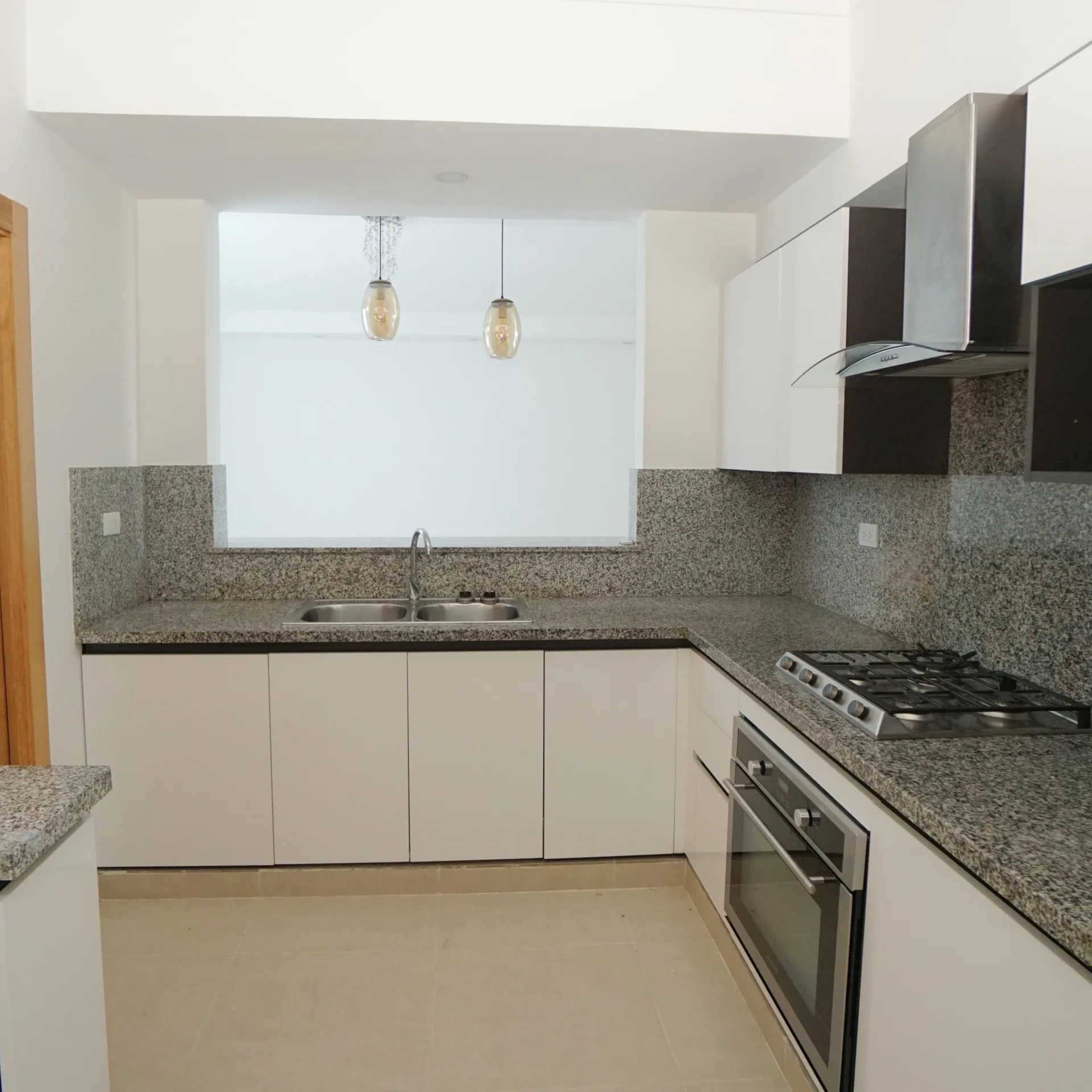 Apartamento en Alquiler, Evaristo Morales 438217
