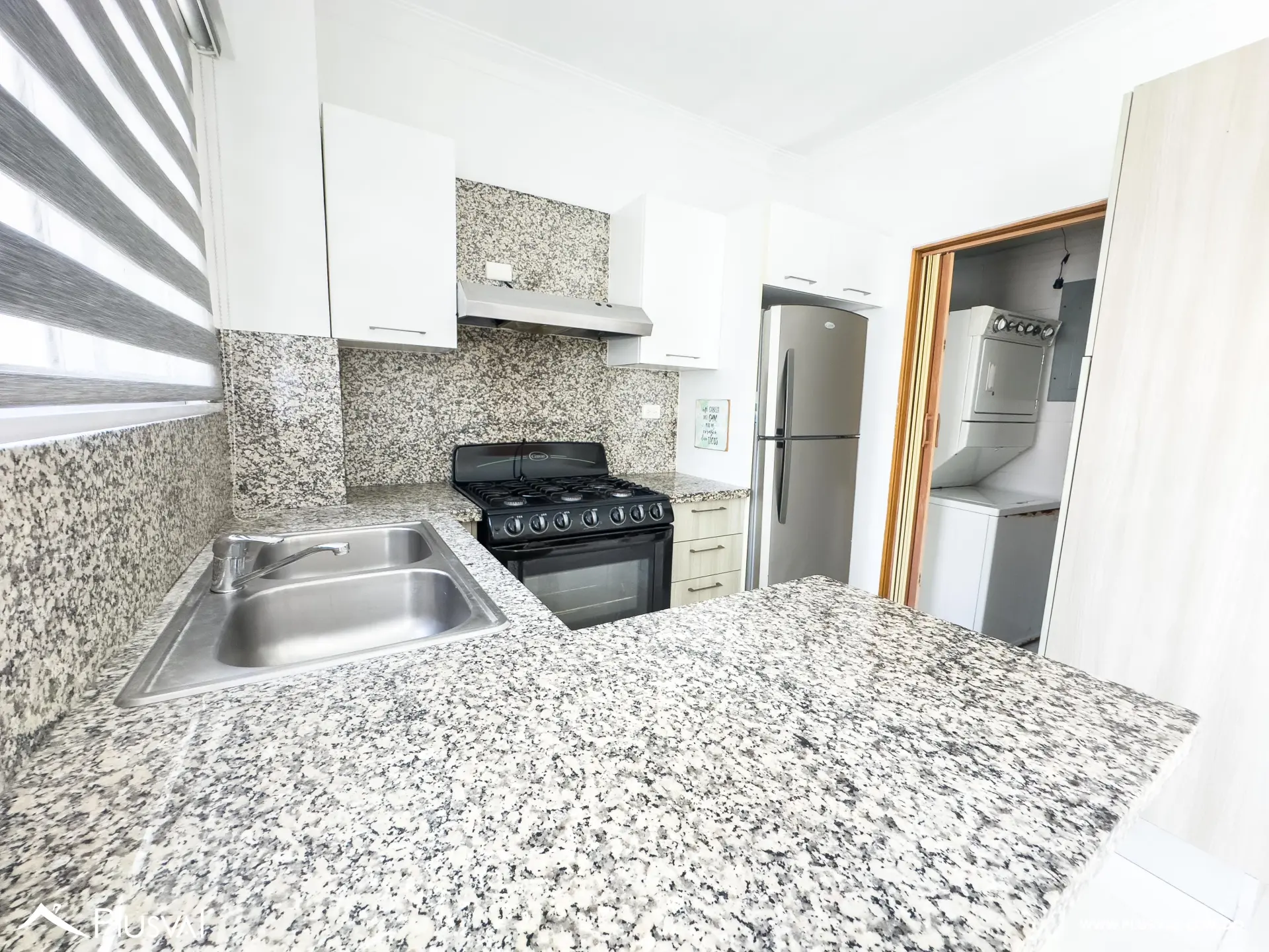 Apartamento en alquiler de 2 habitaciones con linea blanca 483540