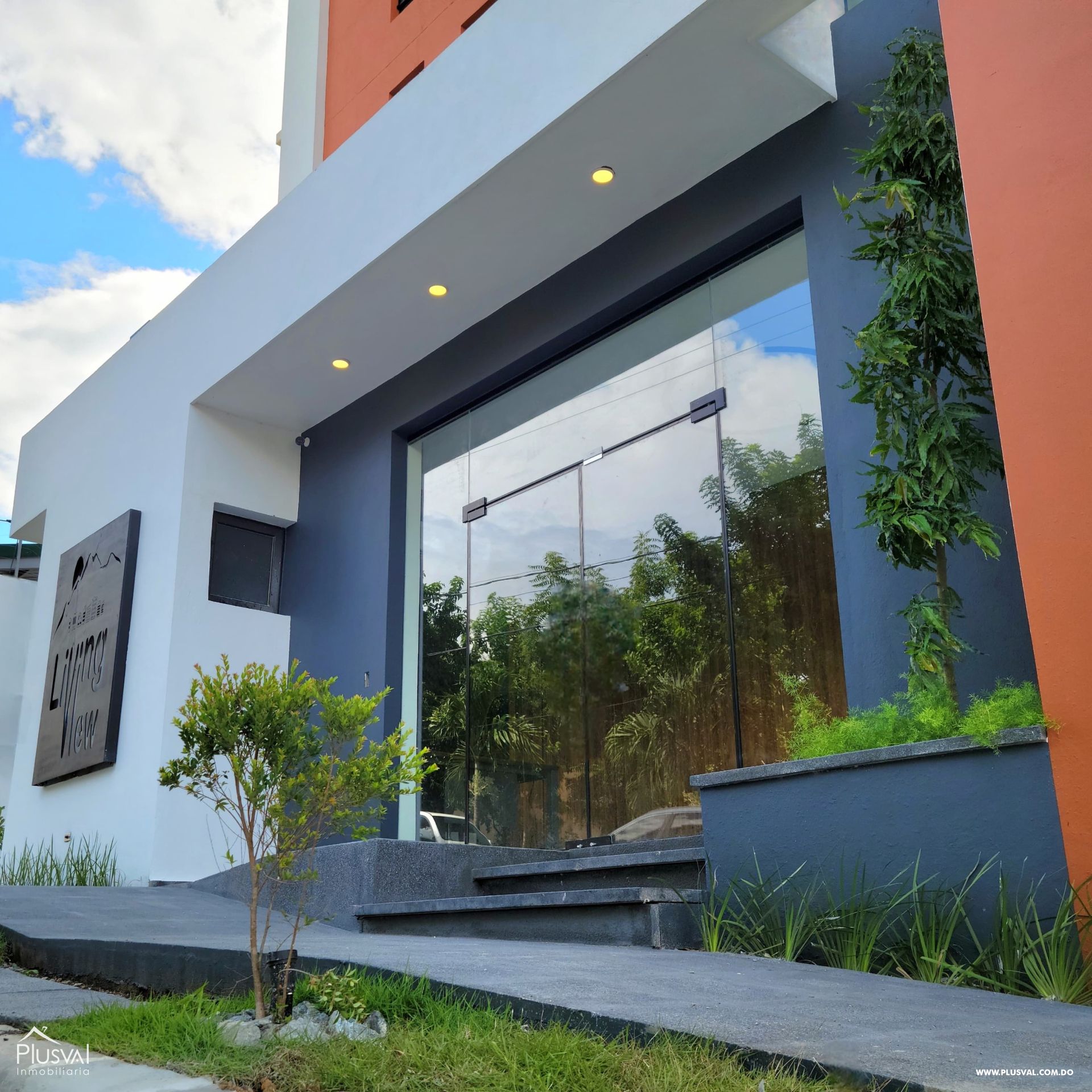 Exclusivo proyecto residencial en venta en la urbanización Thomén 382704
