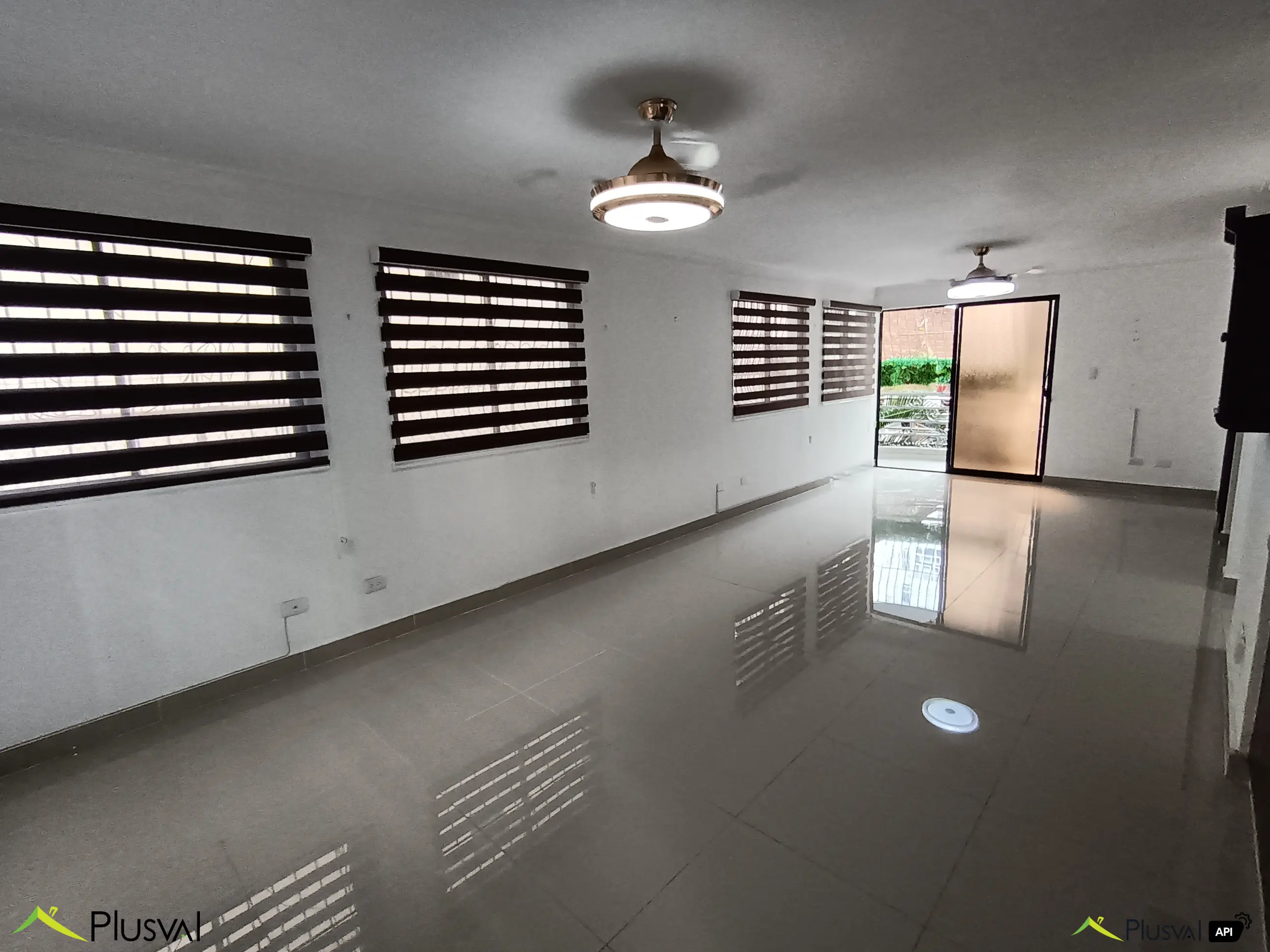 Apartamento 2do. Nivel en Evaristo Morales 448638
